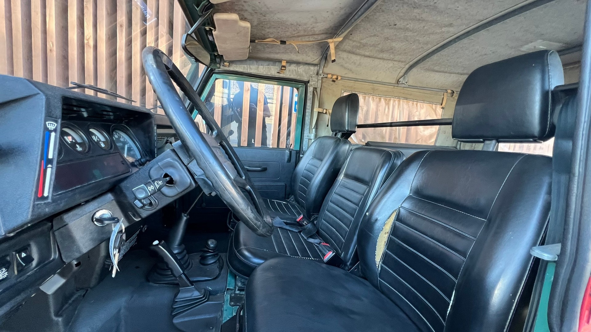 LAND ROVER LAND ROVER 90 2.3 STATION WAGON l 75 PS-image-23