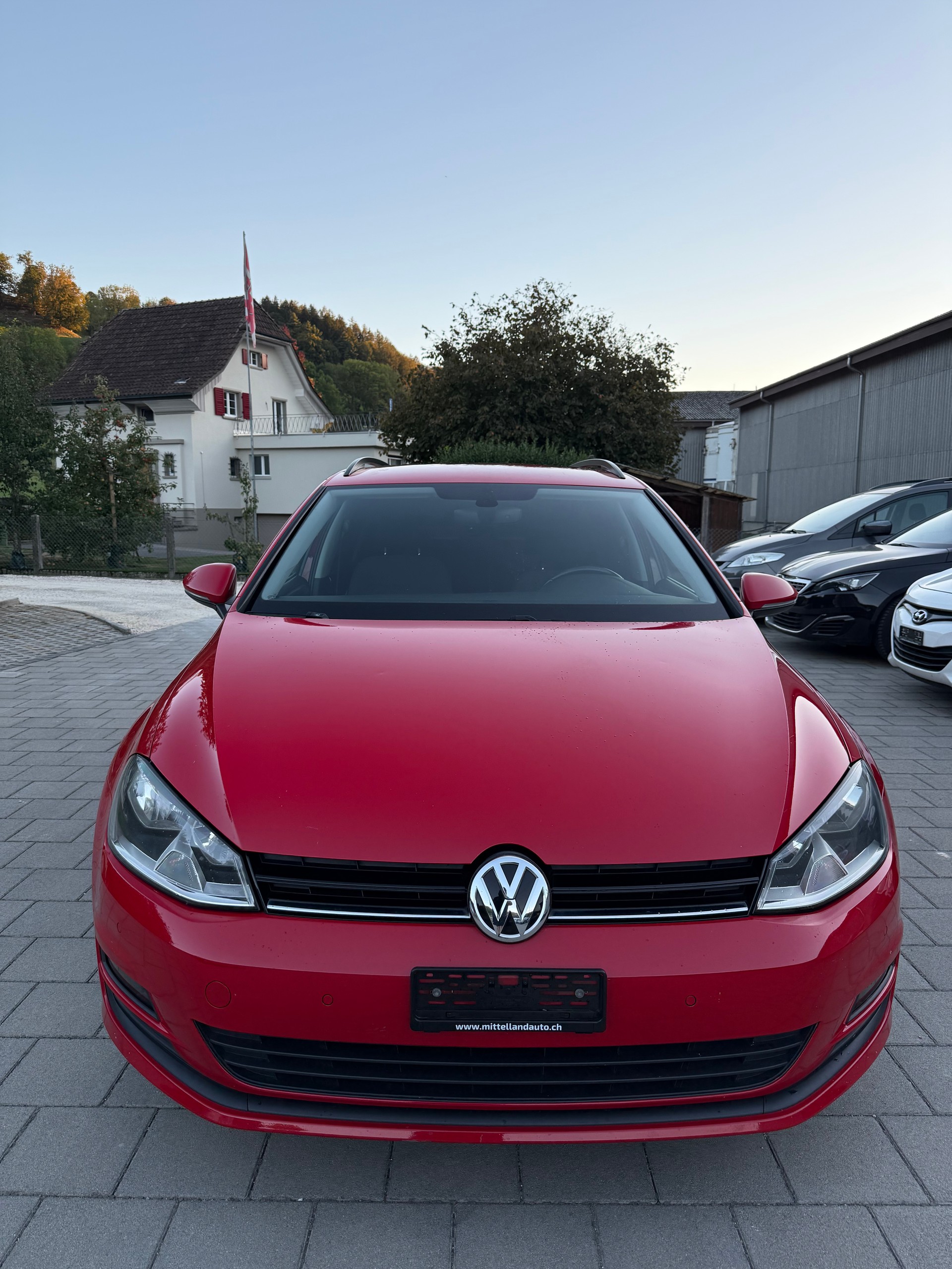 VW Golf Variant 1.6 TDI Comfortline DSG-showroom-element-1