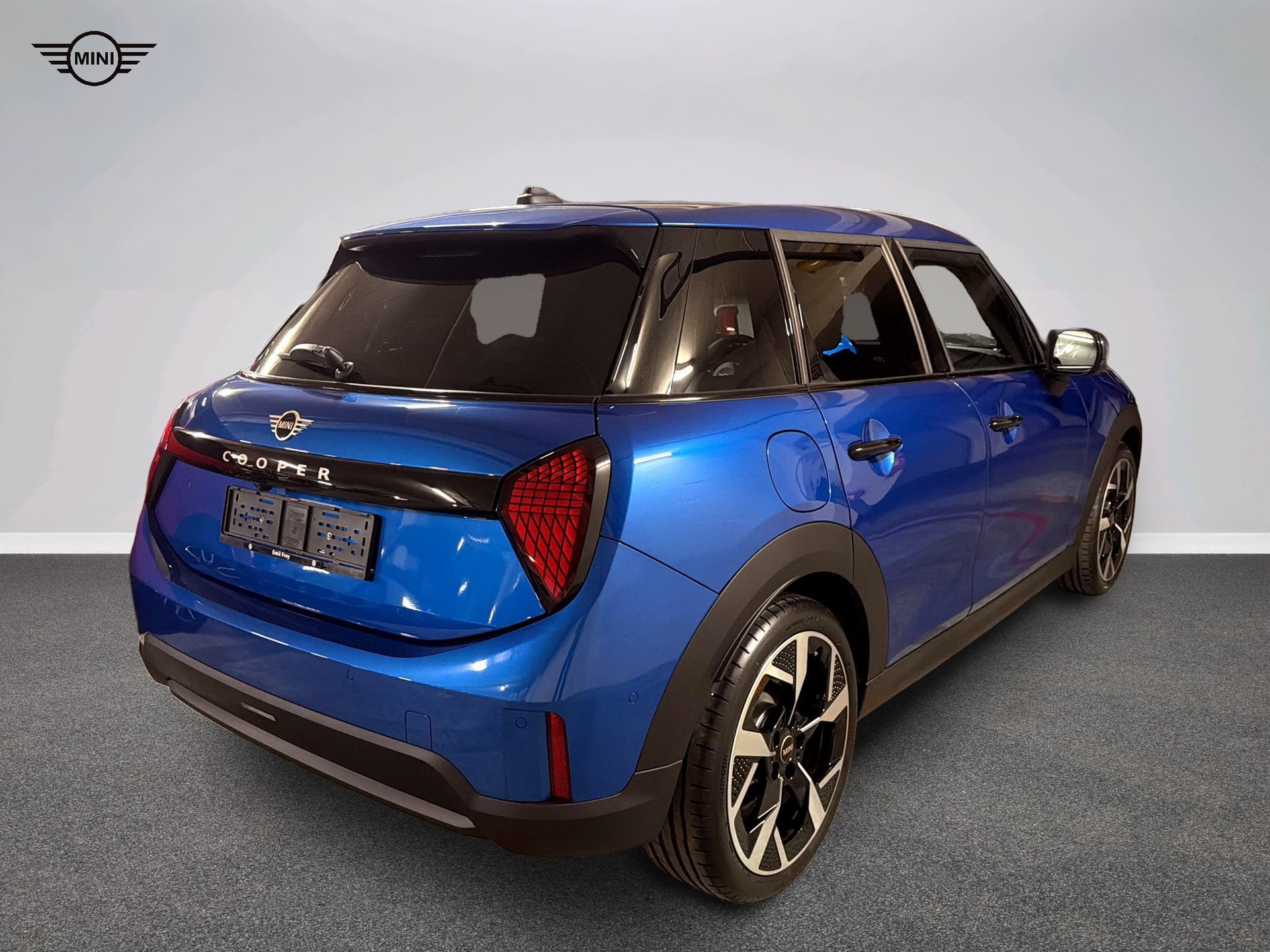MINI Cooper 5 door C-showroom-element-3