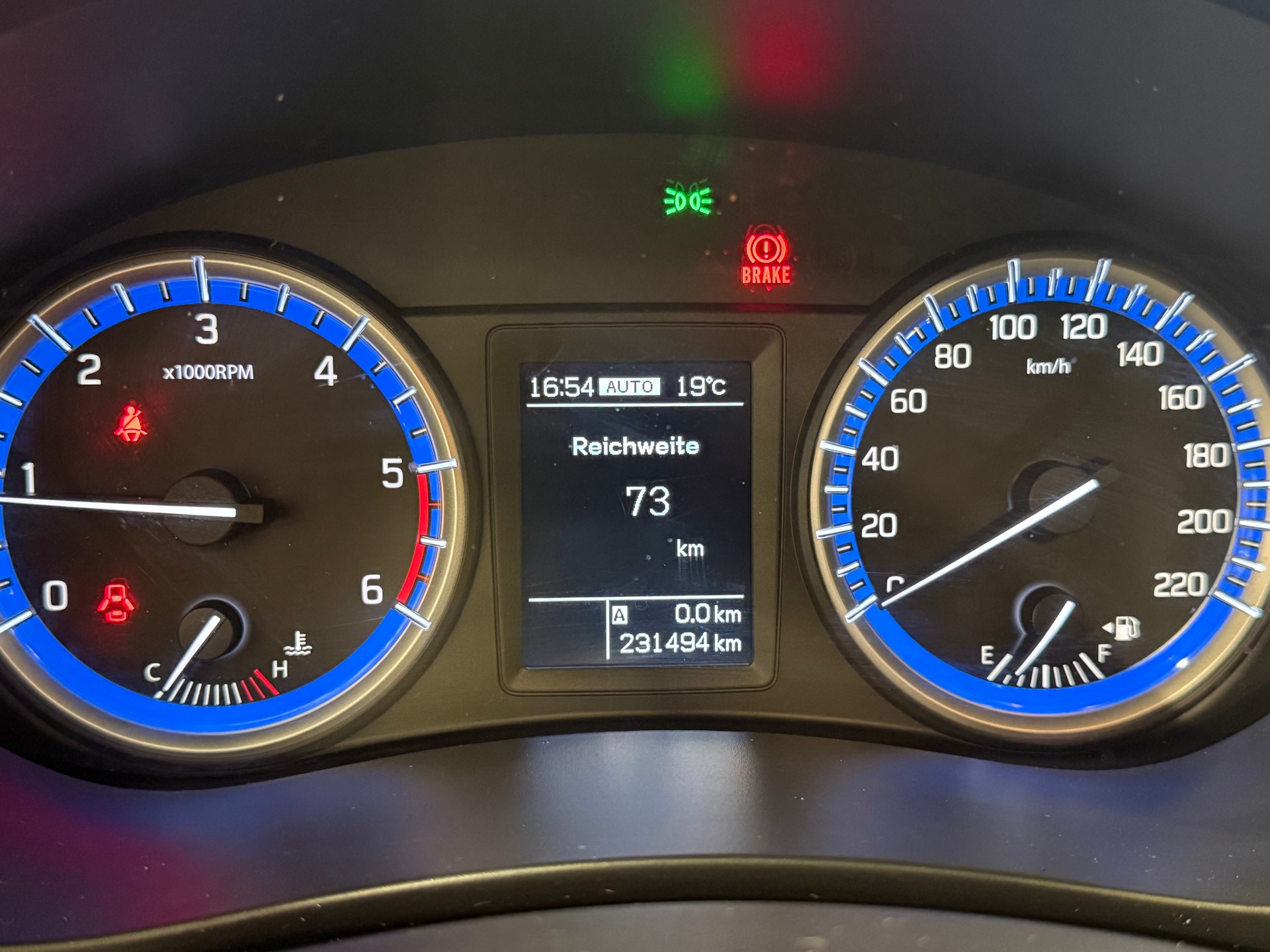 SUZUKI SX4 S-Cross 1.6 TD Sergio Cellano Top 4WD-image-21