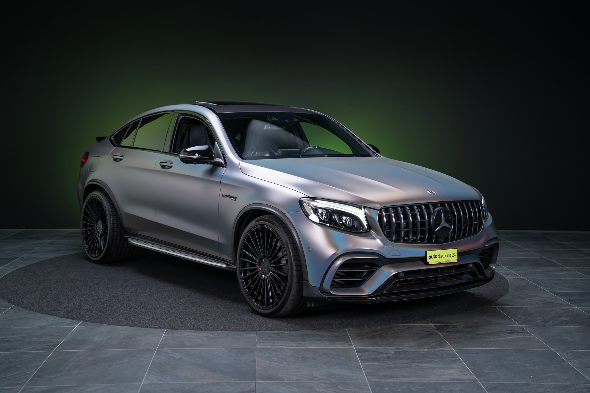 MERCEDES-BENZ GLC 63 S AMG 4m+ Coupé / CH-Fahrzeug / Glasdach / 360°Kamera-showroom-element-2
