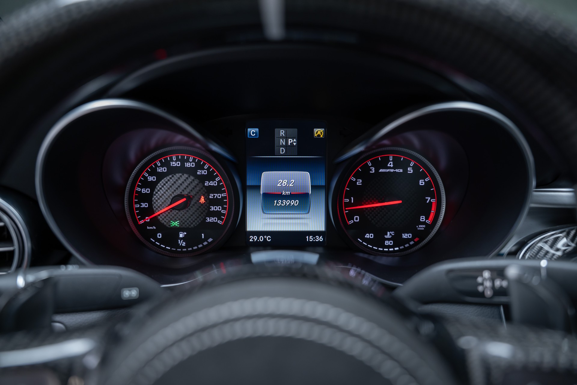 MERCEDES-BENZ GLC 63 S AMG 4m+ Coupé / CH-Fahrzeug / Glasdach / 360°Kamera-image-32