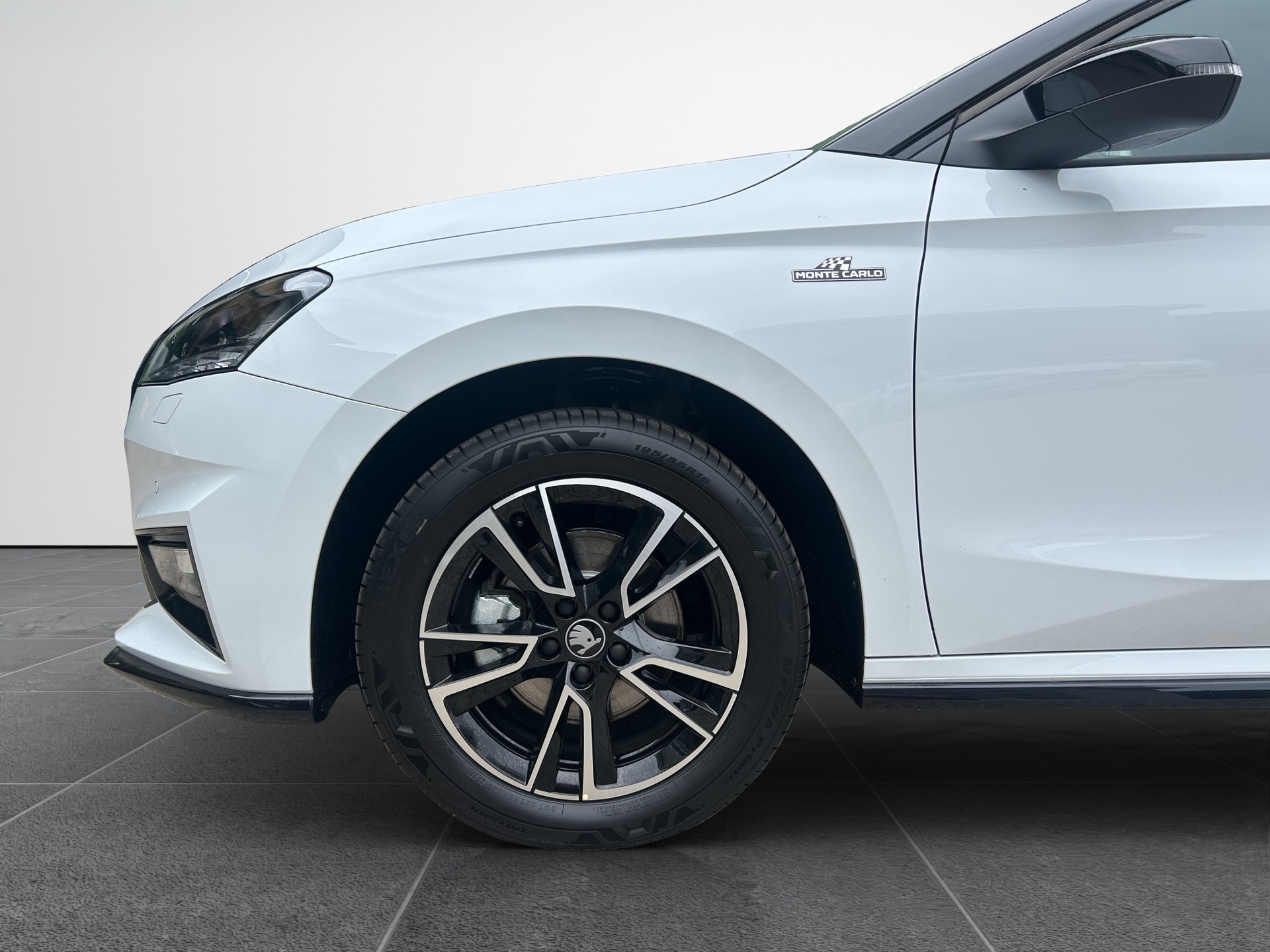 SKODA Fabia 1.0 TSI Monte Carlo DSG-image-6