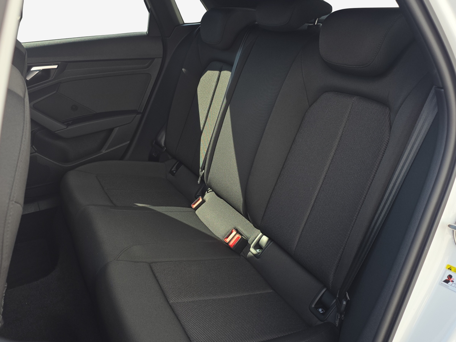 AUDI A3 Sportback 35 TFSI S-tronic-image-11