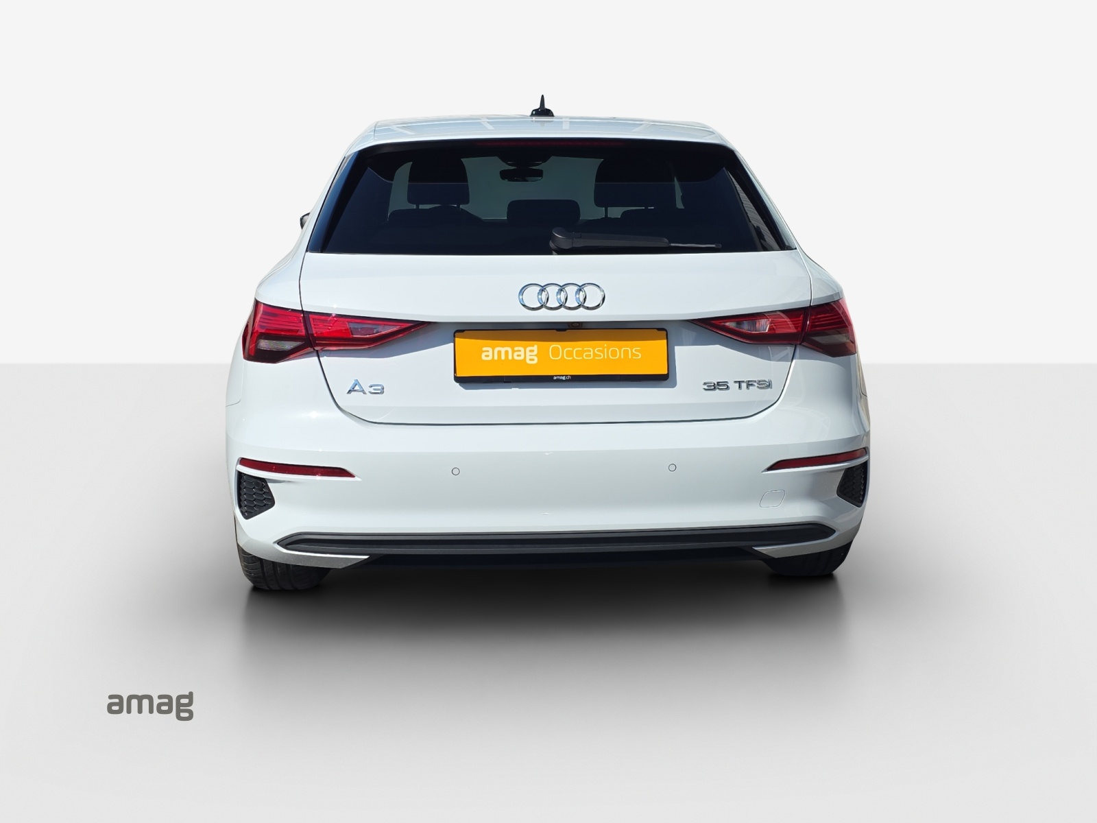 AUDI A3 Sportback 35 TFSI S-tronic-showroom-element-3