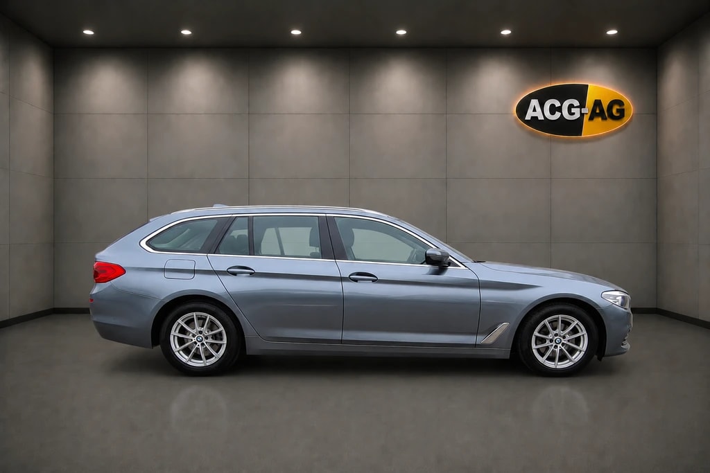 BMW 520d xDrive Touring Steptronic ** Voll-Leder ** Gr-Navi ** RF-Kamera ** PDC V+H ** Sitzheizung ** Frisch Ab MFK & Service **-image-6