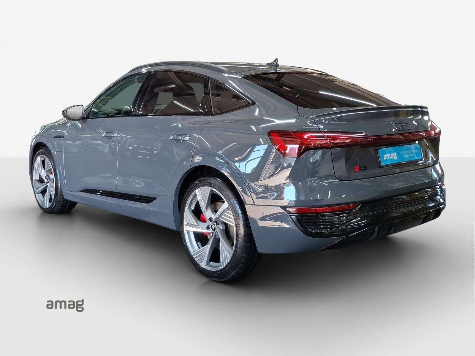 AUDI Q8 Sportback 55 e-tron Black Edition quattro-showroom-element-2