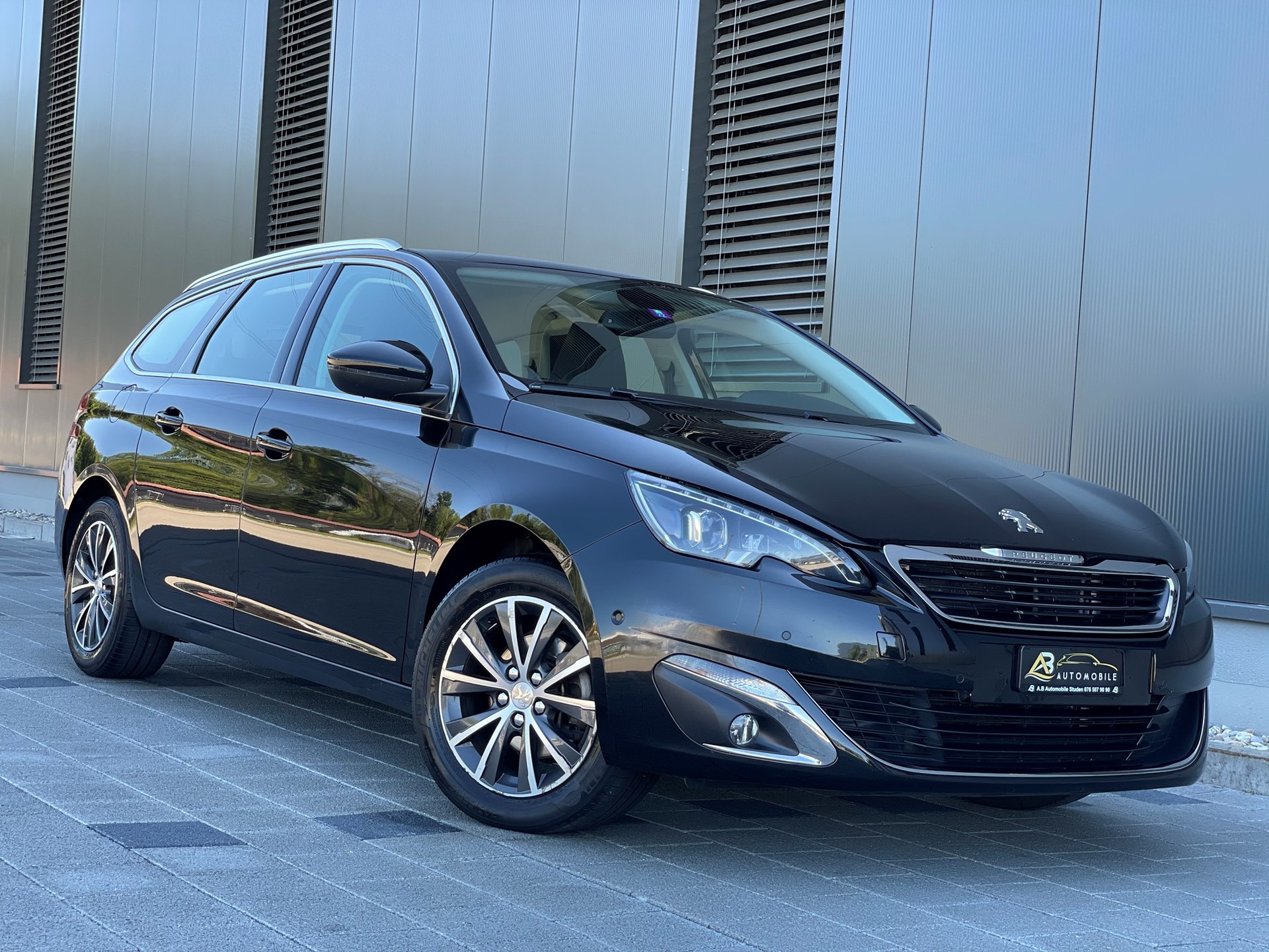 PEUGEOT 308 SW 1.2 THP Allure Automatic Frisch ab MFK 20.03.2026 Bremse V&H komplett ersetzt
