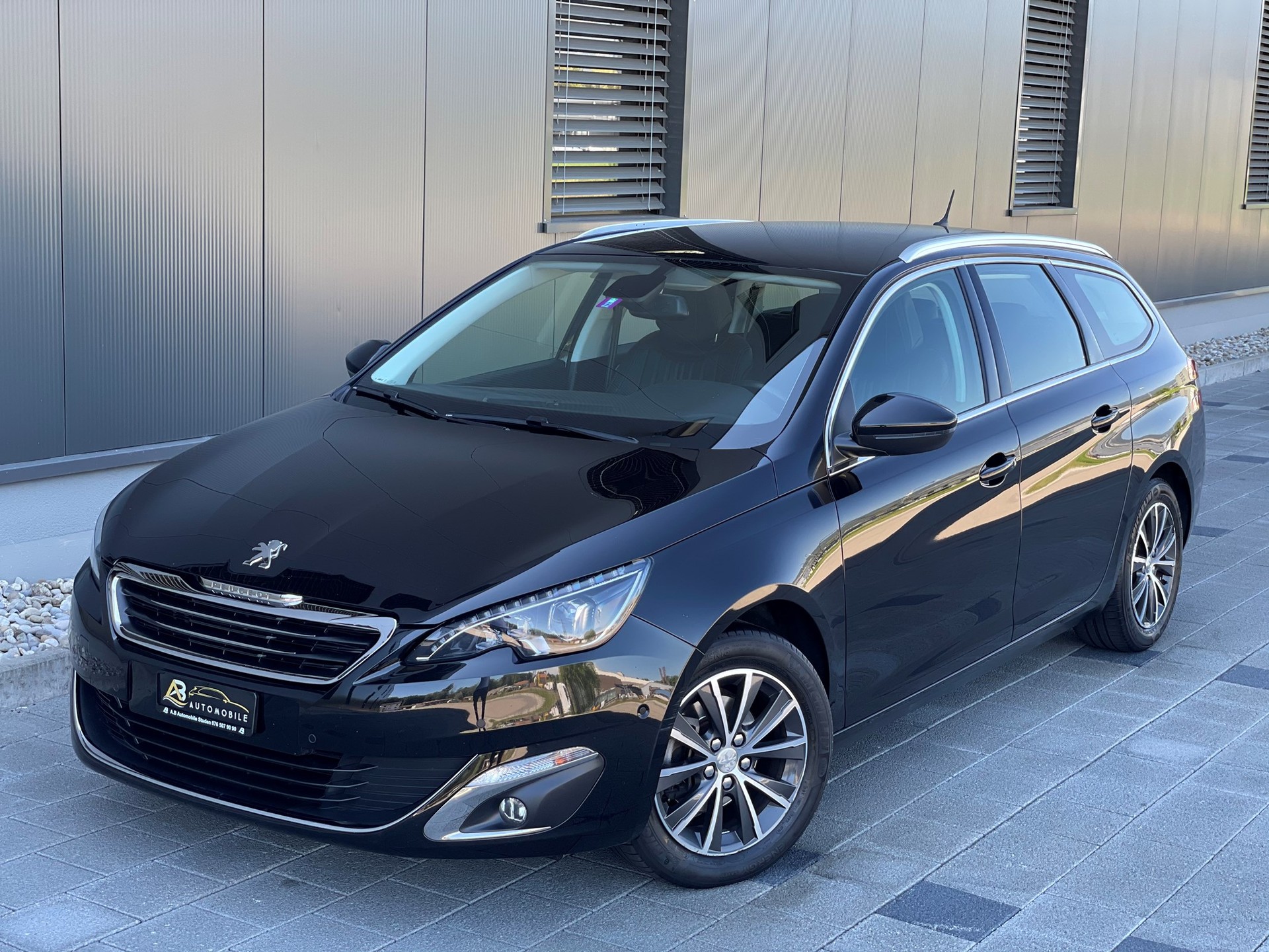 PEUGEOT 308 SW 1.2 THP Allure Automatic Frisch ab MFK 20.03.2026 Bremse V&H komplett ersetzt-image-5