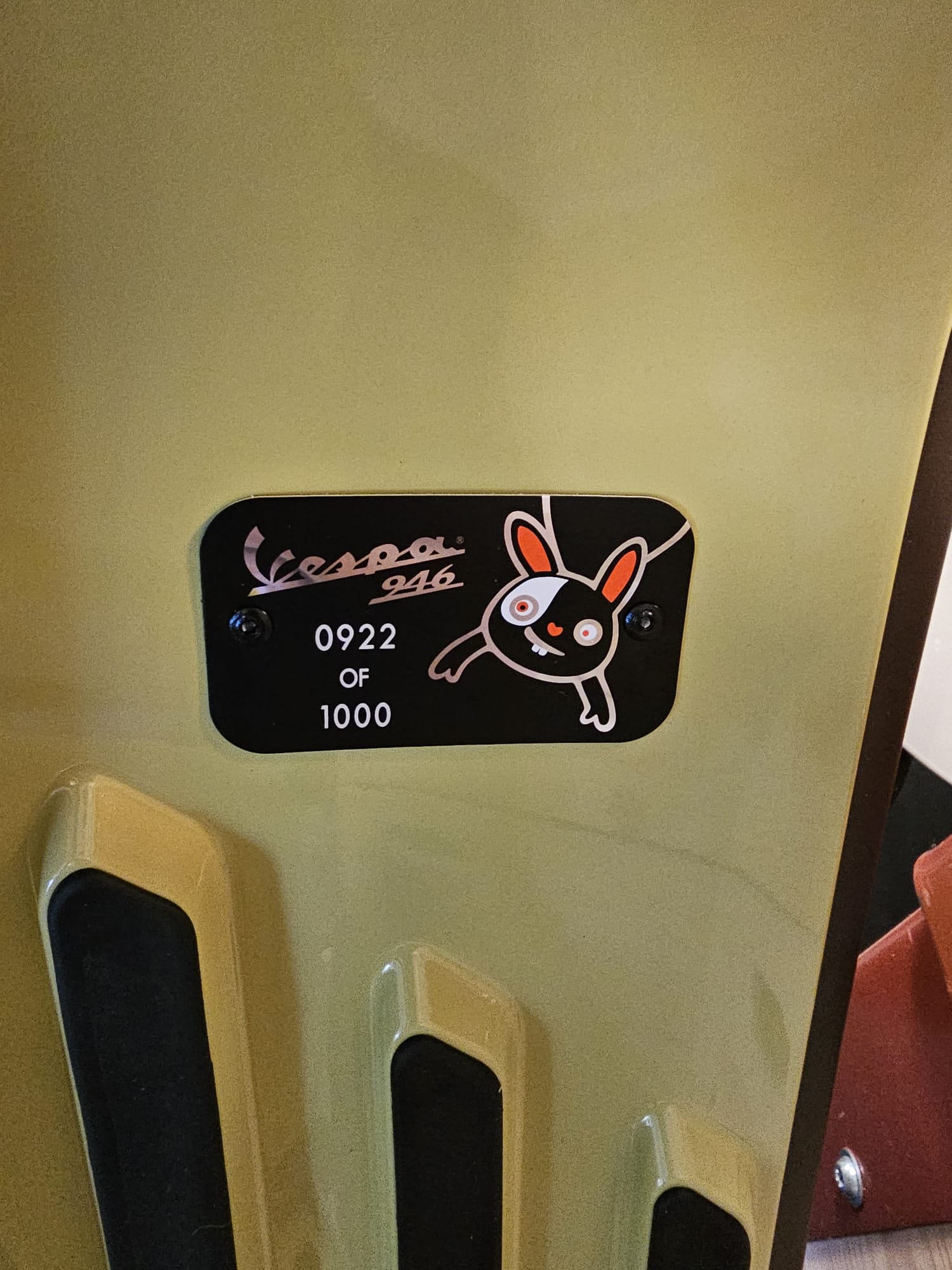 PIAGGIO Vespa 946 125 Bunny 10 Anniversario-image-4