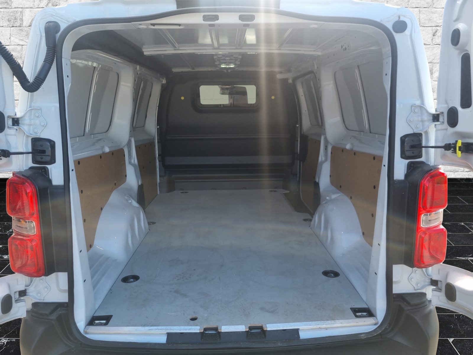 OPEL Vivaro Cargo XL 2.0 D 144 S/S-image-8