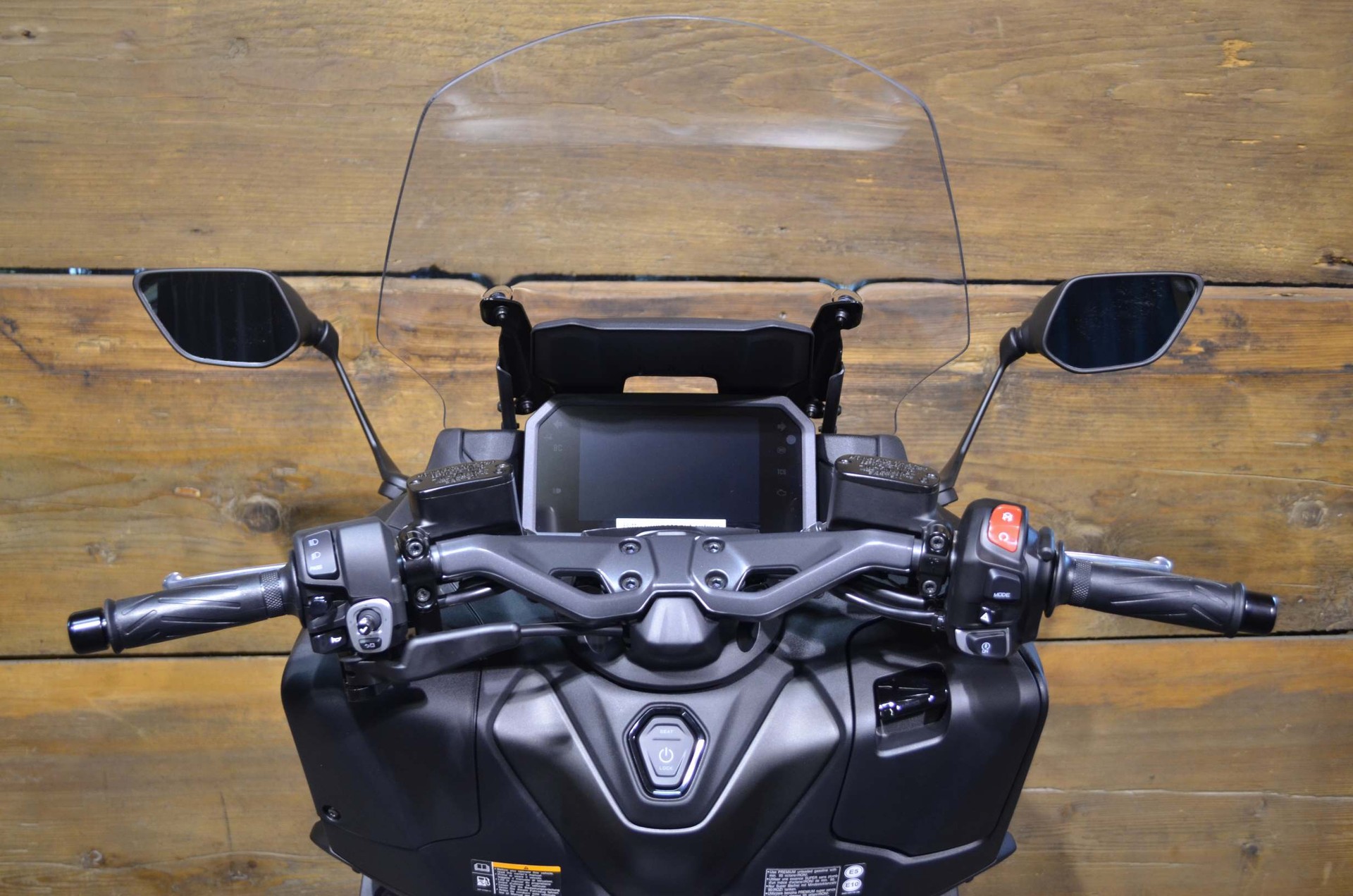 YAMAHA TMax 560 ABS-image-2