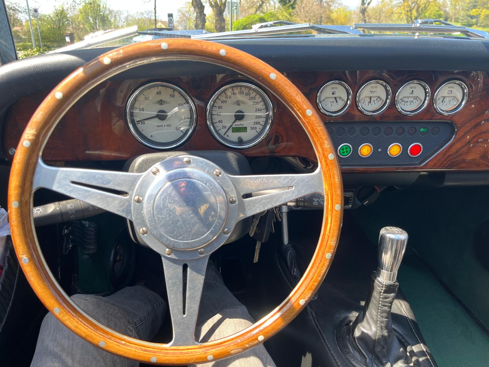 MORGAN ROADSTER-image-4