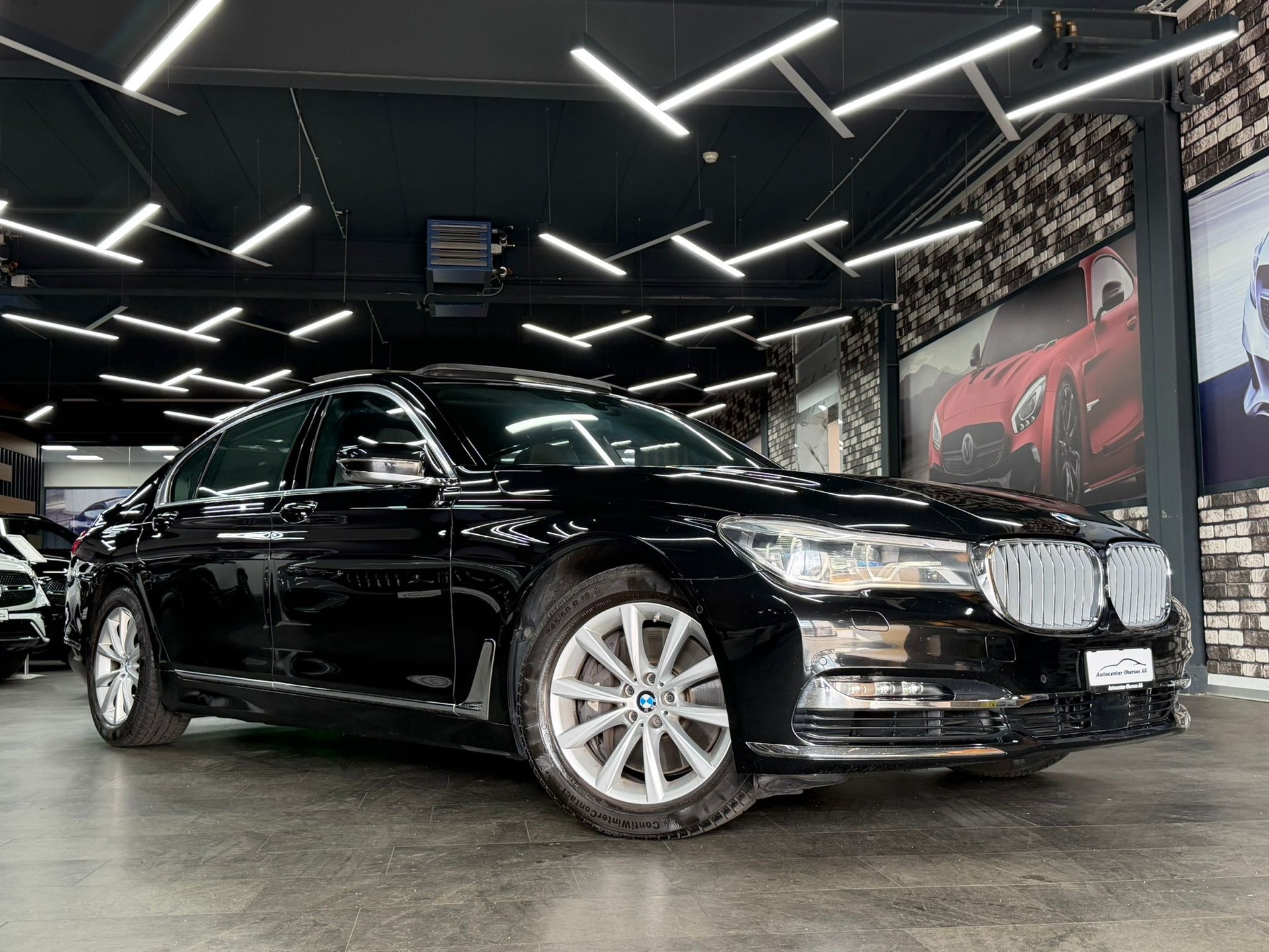 BMW 750Li xDrive 4 Sitze Langversion Steptronic-showroom-element-1