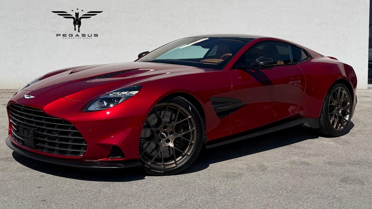 ASTON MARTIN V12 Vanquish