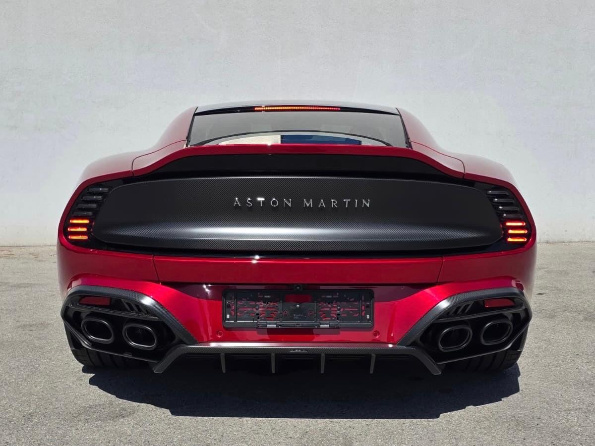 ASTON MARTIN V12 Vanquish-image-6