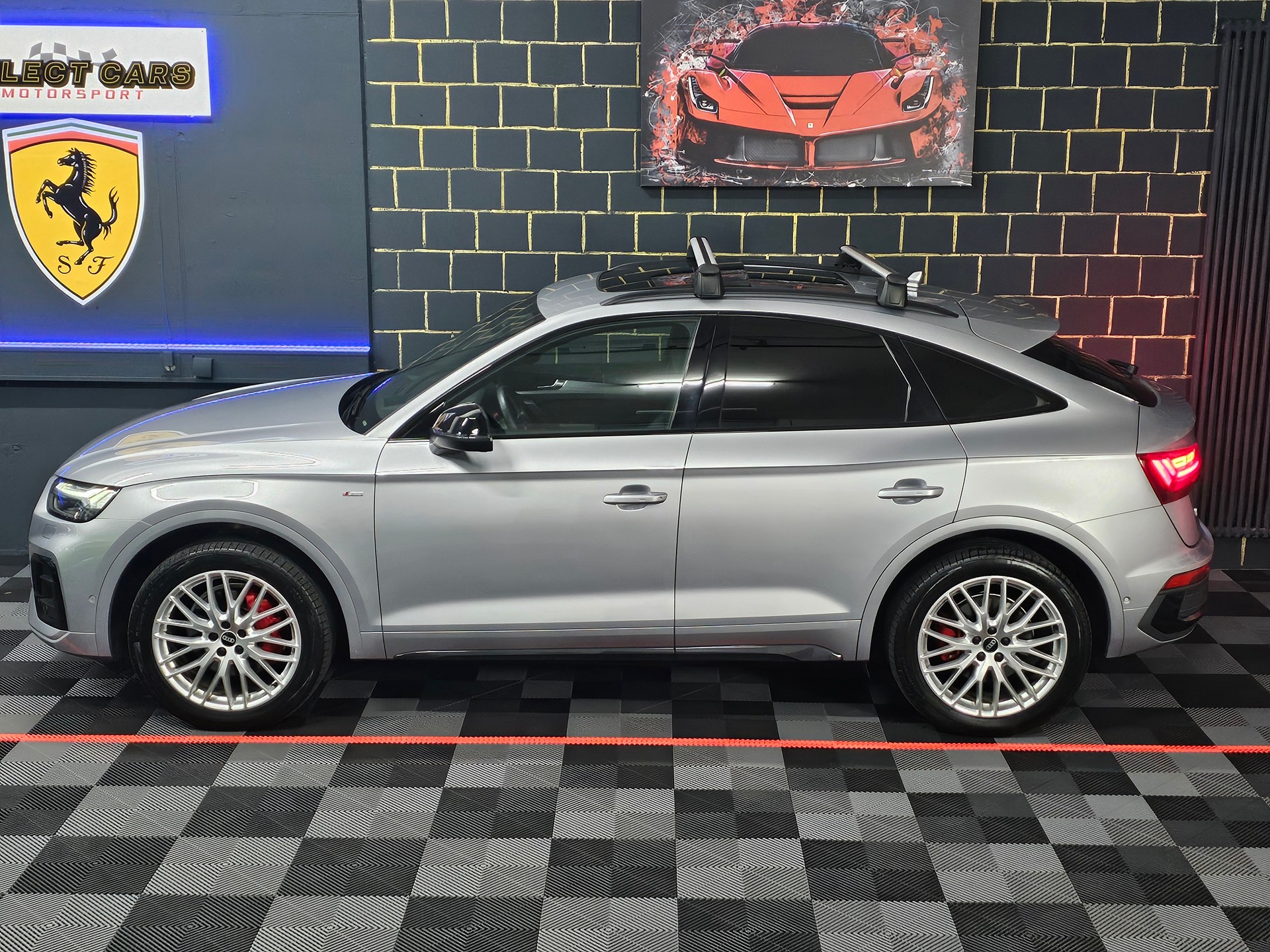 AUDI Q5 Sportback 40 TDI S line quattro S-tronic-image-1