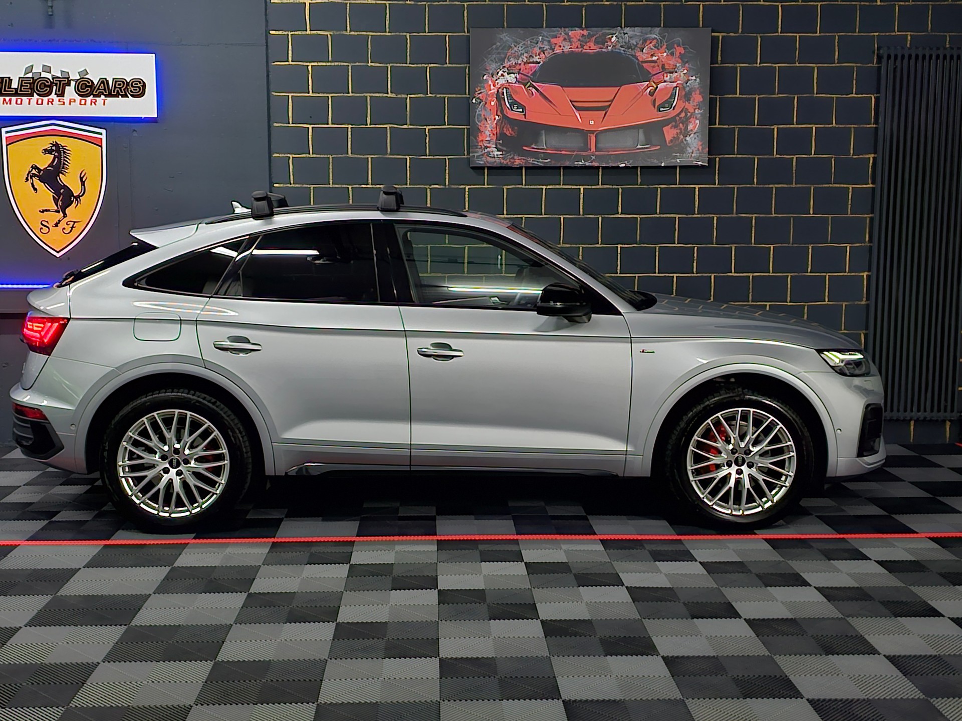 AUDI Q5 Sportback 40 TDI S line quattro S-tronic-image-4
