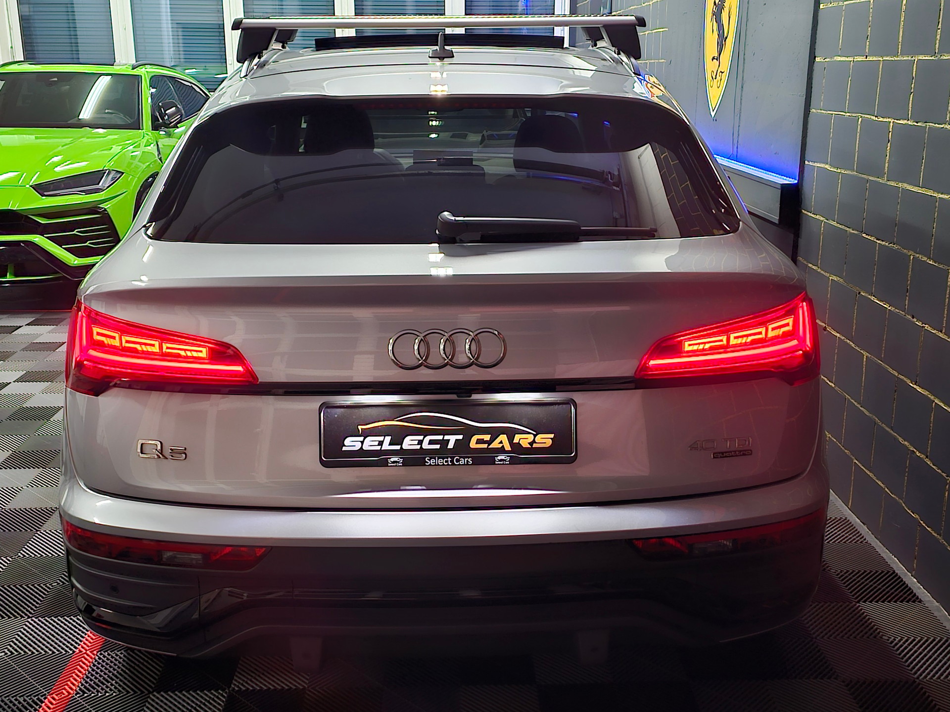 AUDI Q5 Sportback 40 TDI S line quattro S-tronic-image-7