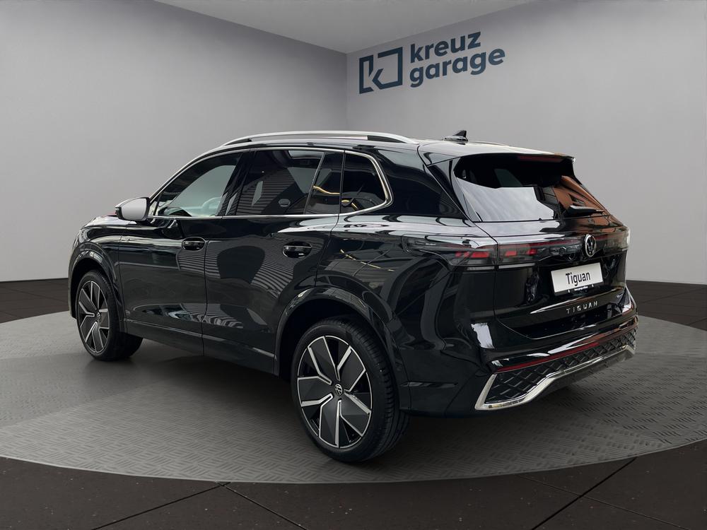 VW Tiguan 2.0 TSI DSG R-Line 4Motion-image-3