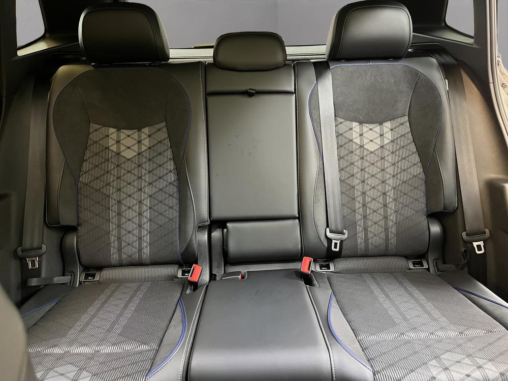 VW Tiguan 2.0 TSI DSG R-Line 4Motion-image-6
