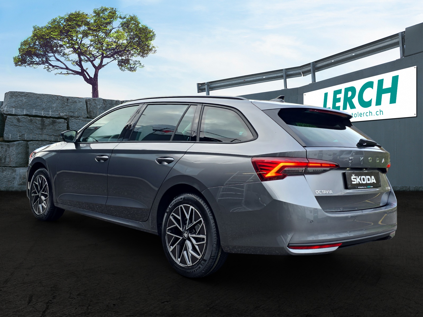 SKODA Octavia Combi 1.5 TSI mHEV DSG Selection-image-3