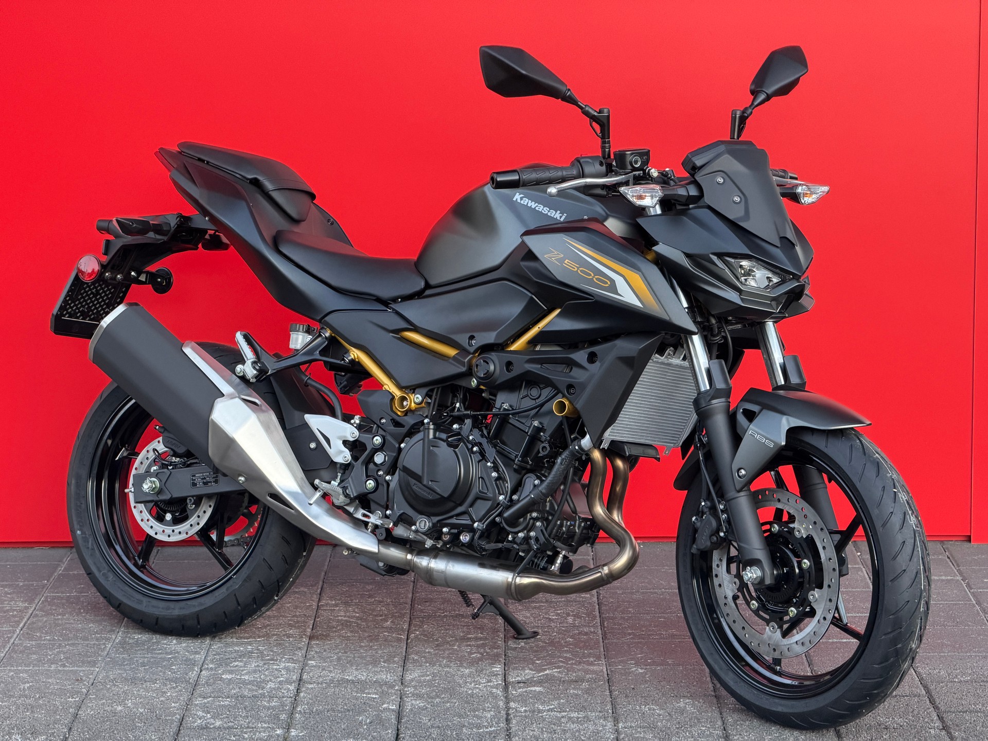 KAWASAKI Z 500-image-11
