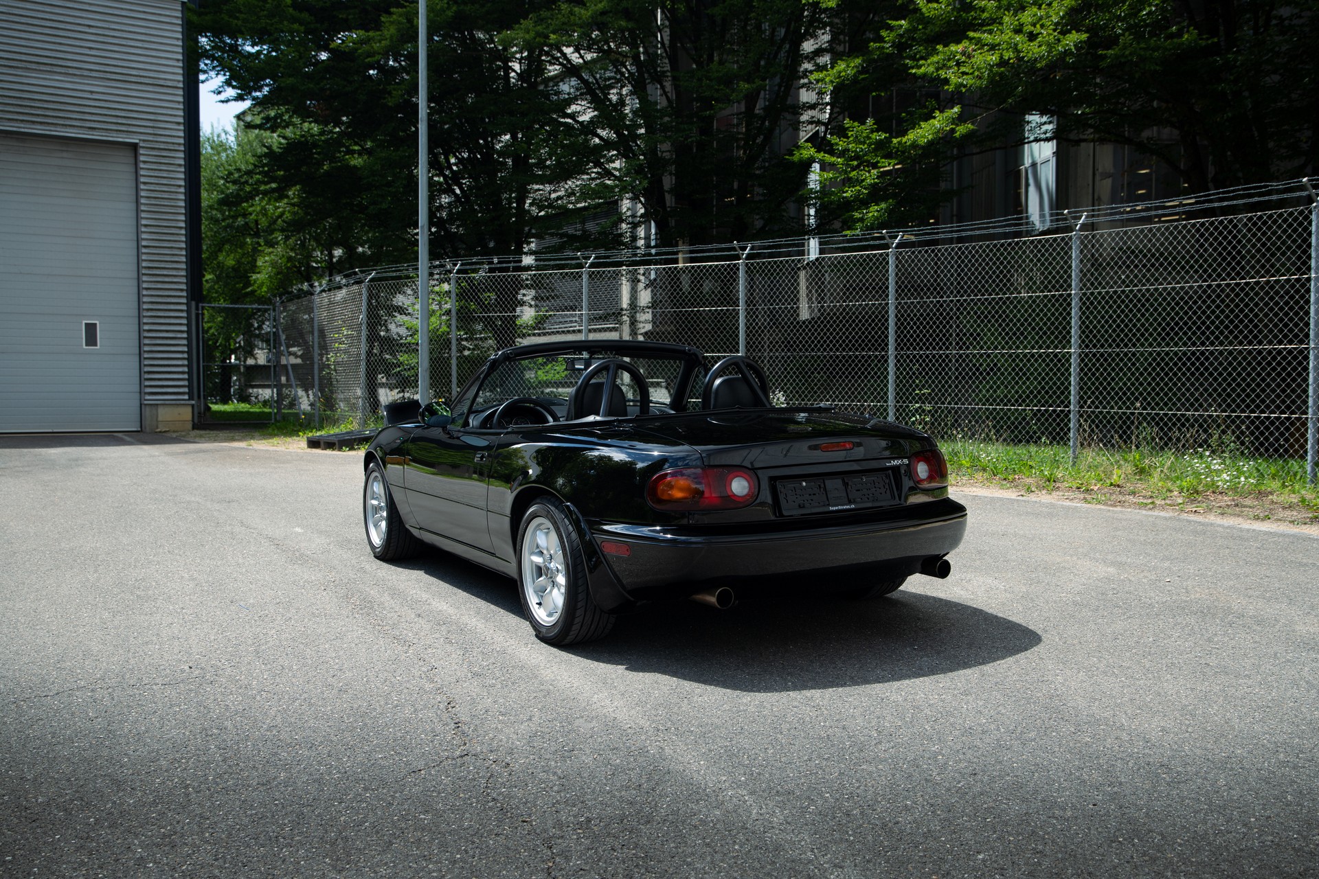 MAZDA MX-5 Monster Miata V8-image-2
