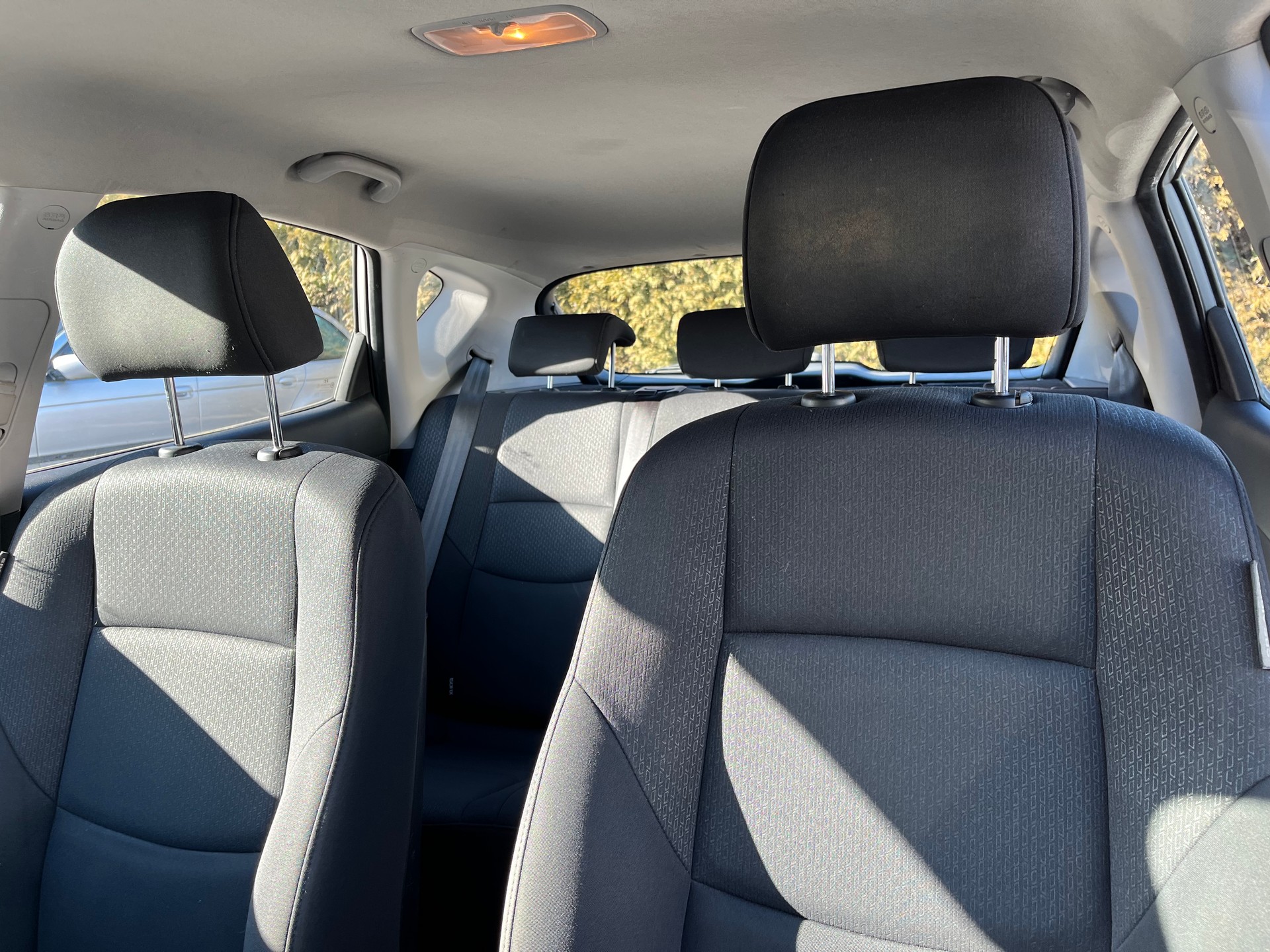 HYUNDAI i30 1.4 Comfort-image-9