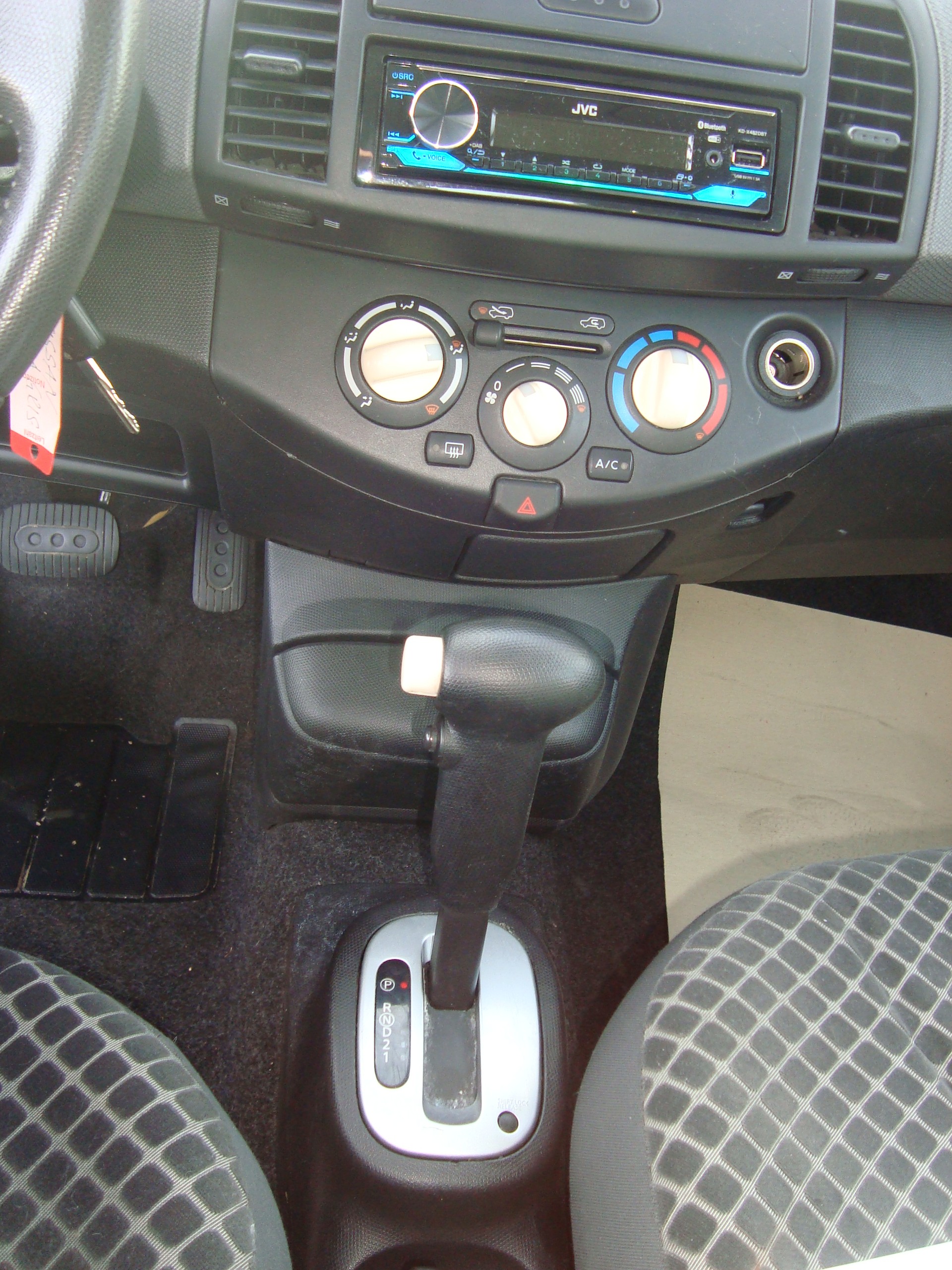 NISSAN MICRA-image-9