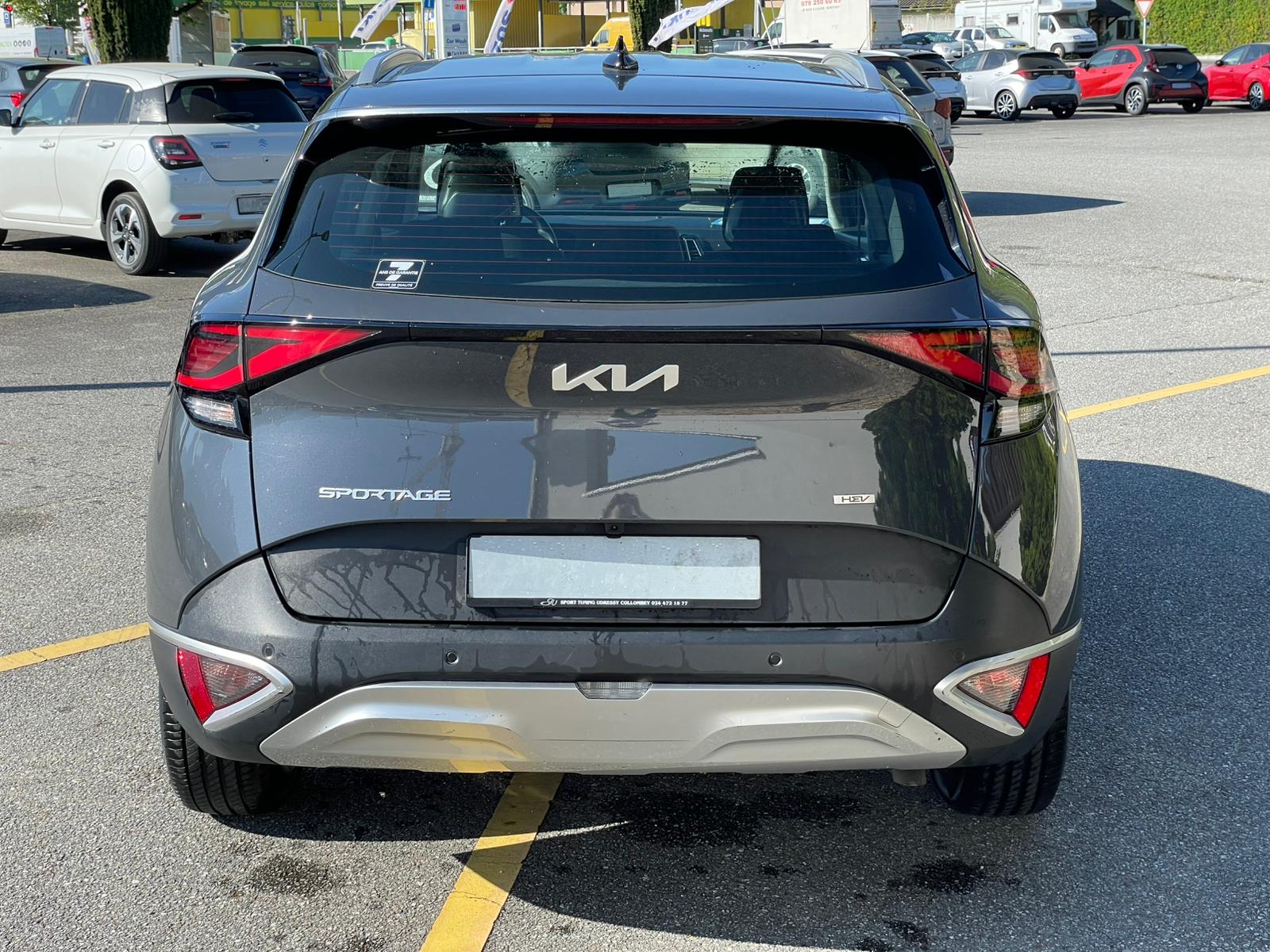 KIA Sportage 1.6T-GDi HEV Style 4x4 A-image-3