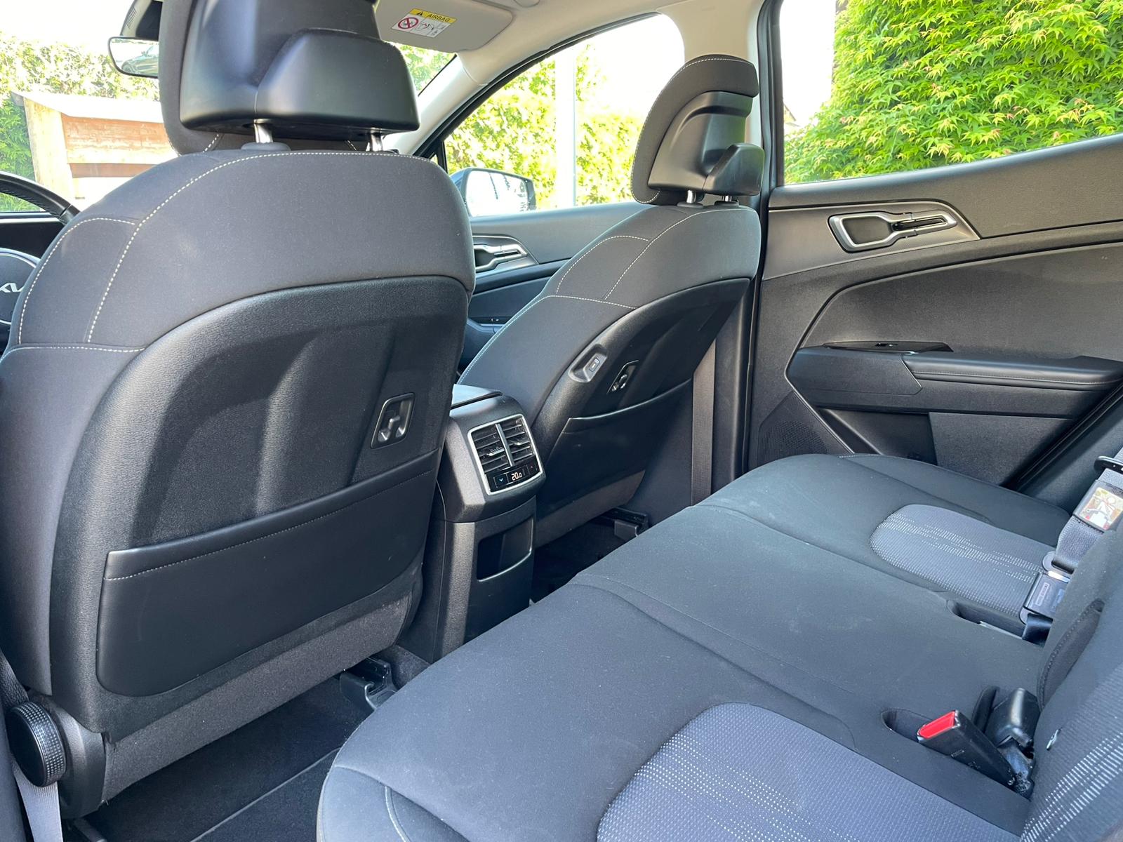 KIA Sportage 1.6T-GDi HEV Style 4x4 A-image-11