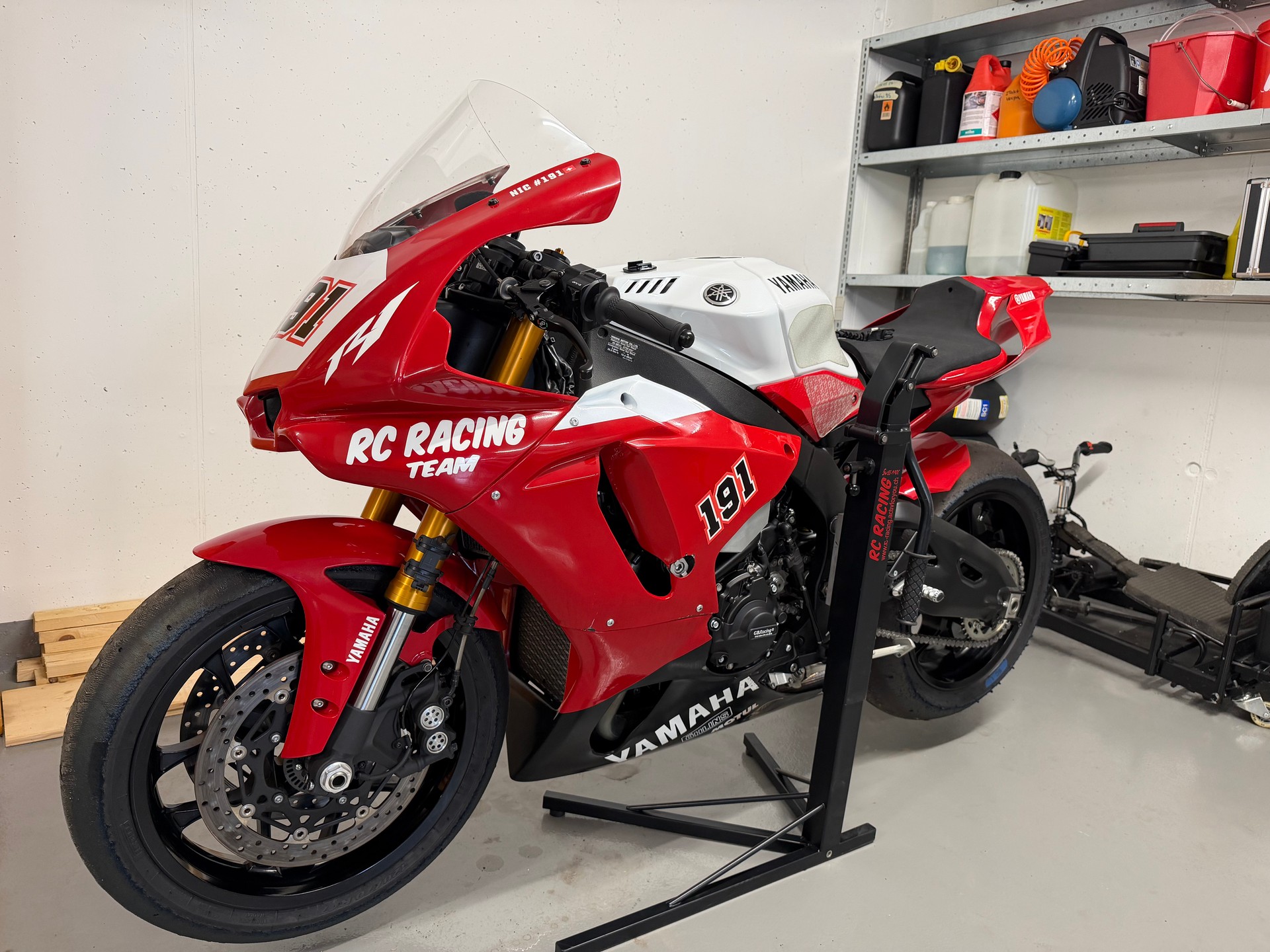 YAMAHA YZF-R1 RN49-image-2