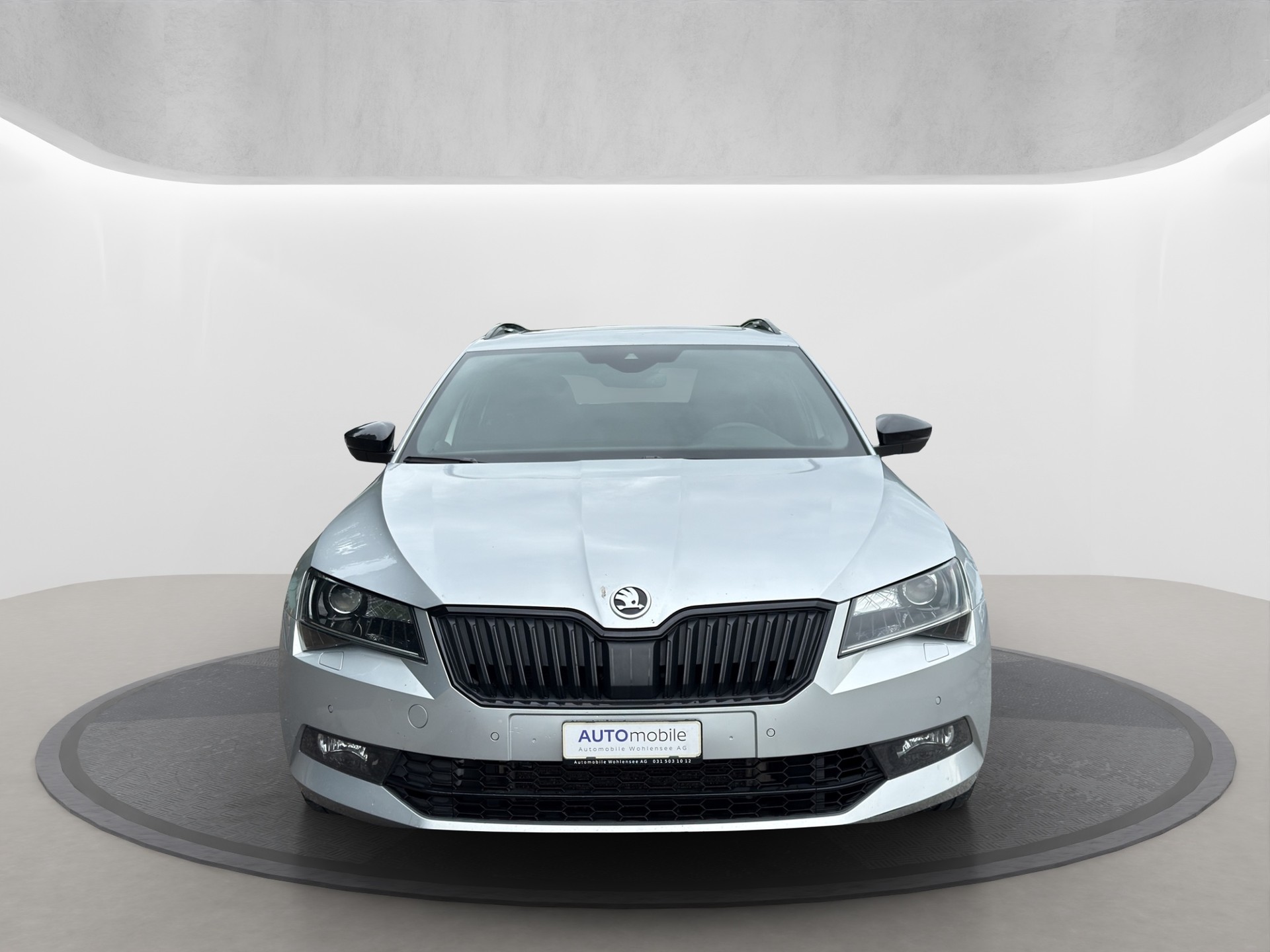 SKODA Superb Combi 2.0 TSI Sport Line DSG 4x4-showroom-element-2