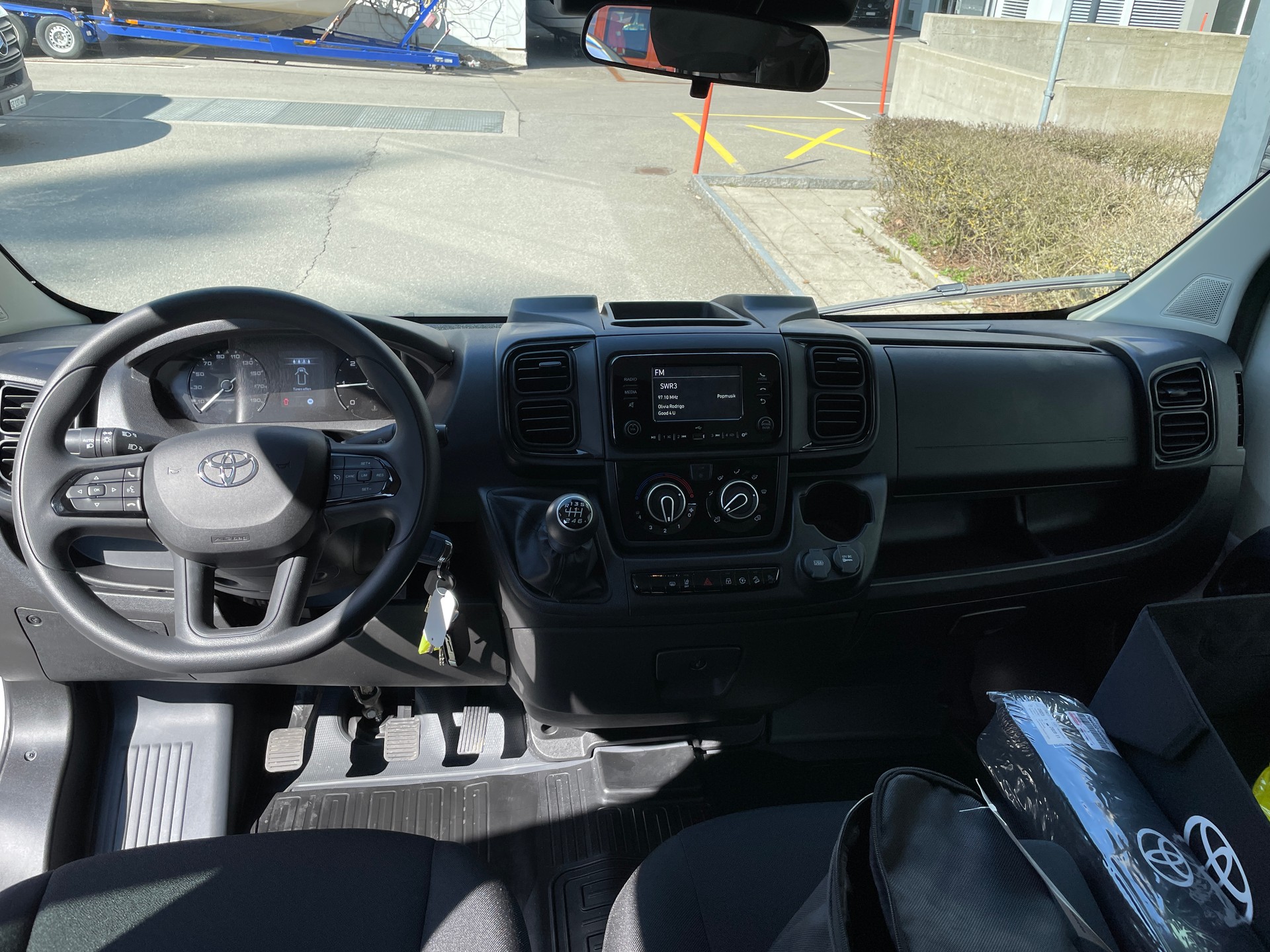 TOYOTA Proace MAX 2.2D DK Chassis mit Pritsche 3,5t L3 Work-image-13