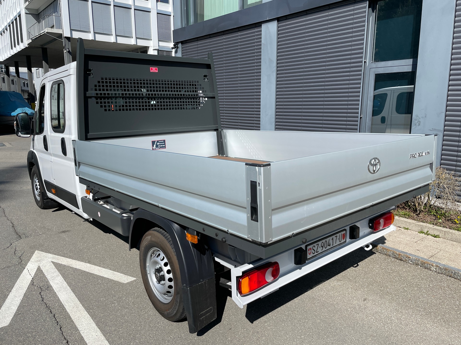 TOYOTA Proace MAX 2.2D DK Chassis mit Pritsche 3,5t L3 Work-showroom-element-2