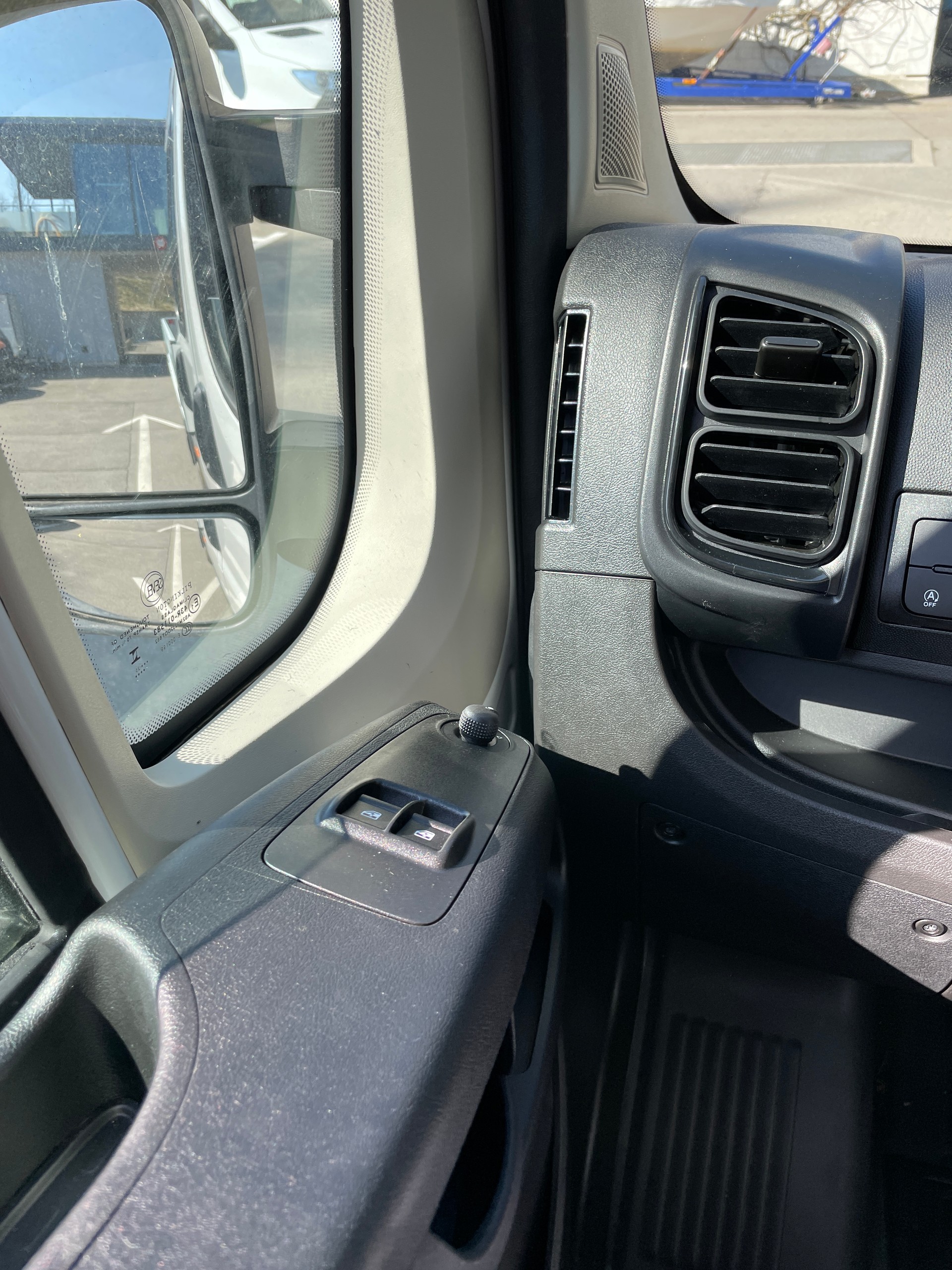 TOYOTA Proace MAX 2.2D DK Chassis mit Pritsche 3,5t L3 Work-image-16