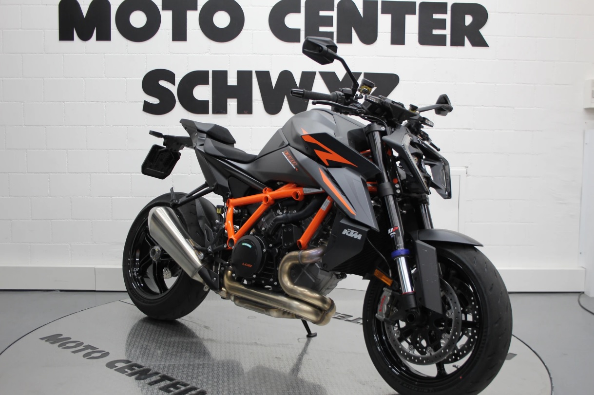 KTM 1390 Super Duke R EVO-image-1