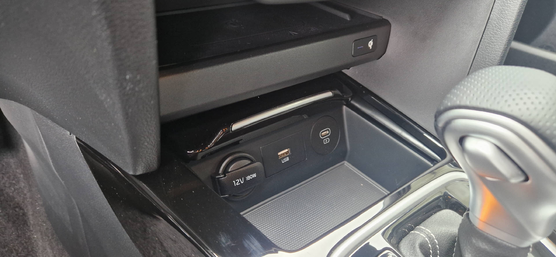 KIA Ceed SW 1.5 T-GDi MHEV GT-Line-image-11