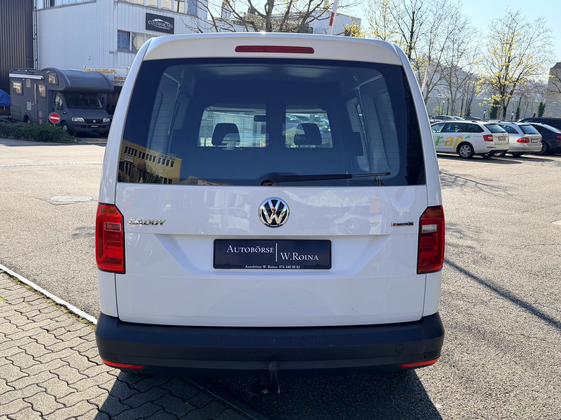 VW Caddy Maxi 2.0TDI 4Motion BlueMotion Technology-showroom-element-3