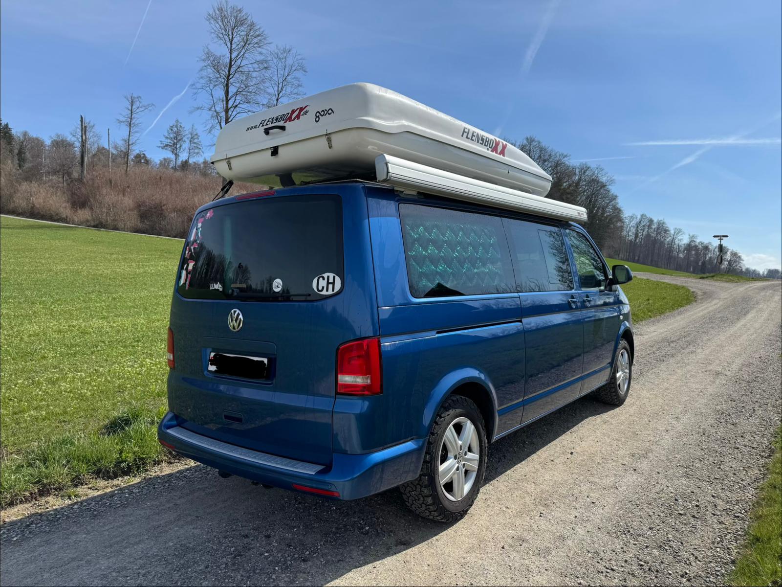 VW Caravelle-image-3