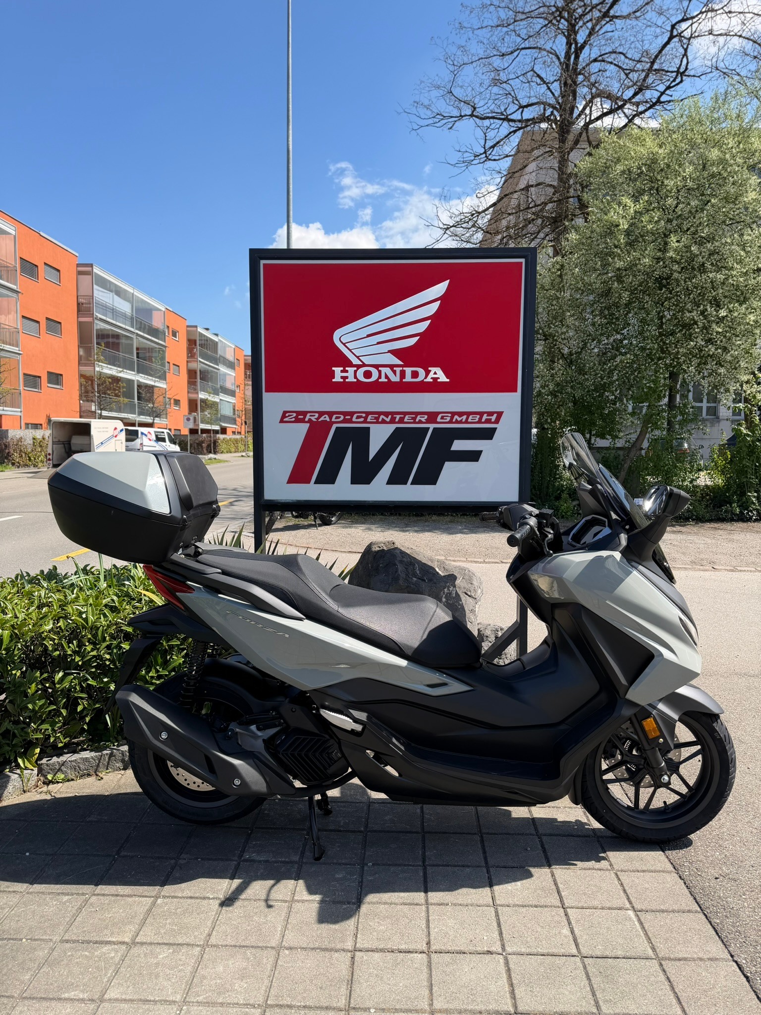 HONDA Nss 125 Forza Smart TopBox-image-6