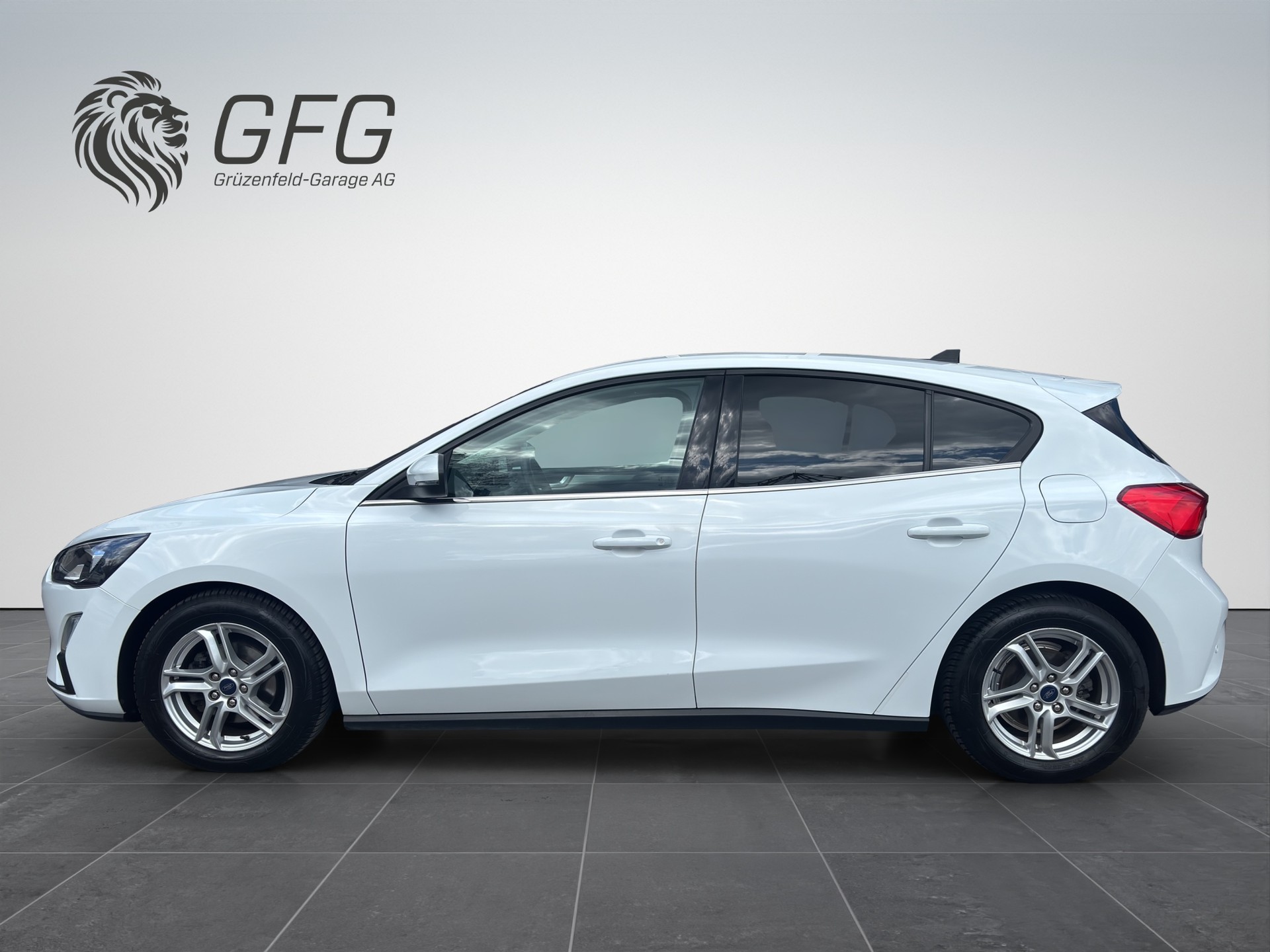 FORD Focus 1.0i EcoB 125 Cool&Connect-showroom-element-2