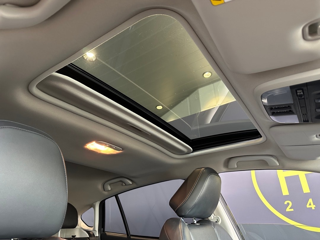 SUBARU XV 2.0 e-Boxer Swiss Plus AWD Lineartronic-image-17
