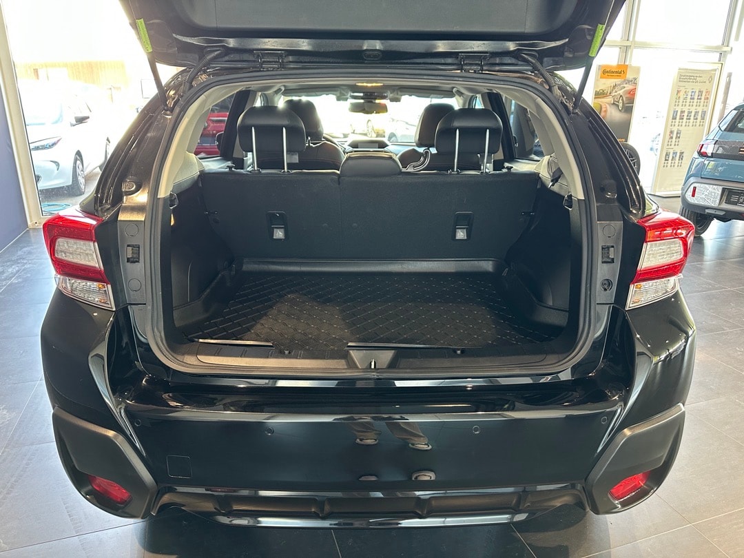SUBARU XV 2.0 e-Boxer Swiss Plus AWD Lineartronic-image-5