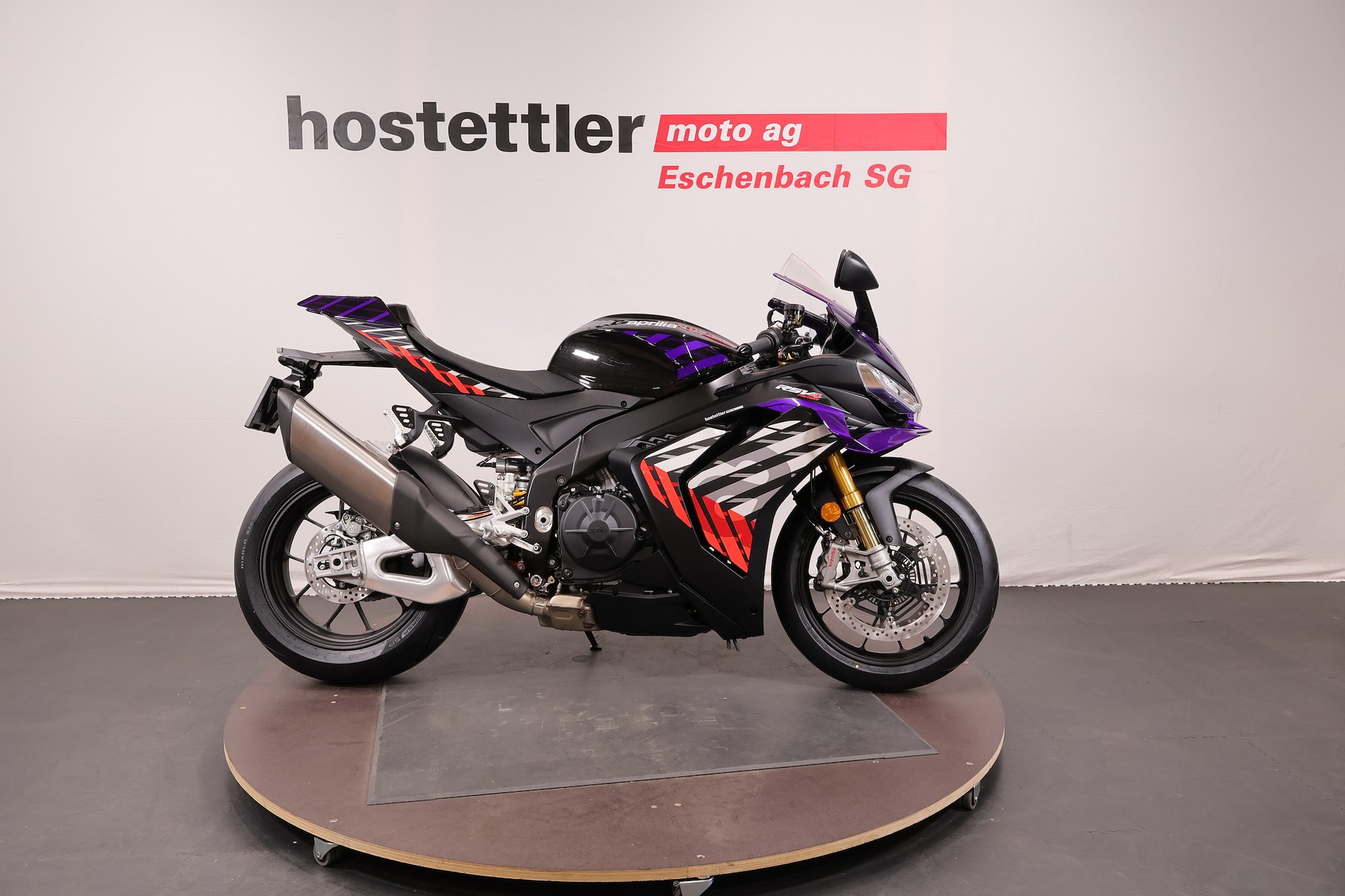 APRILIA RSV4 Factory 1100-image-1