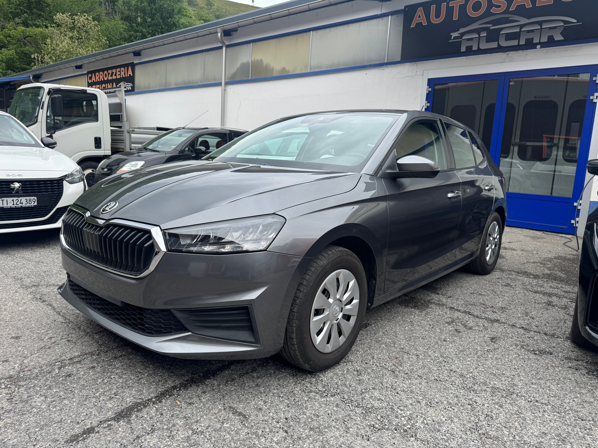 SKODA Fabia 1.0 TSI Ambition-image-4