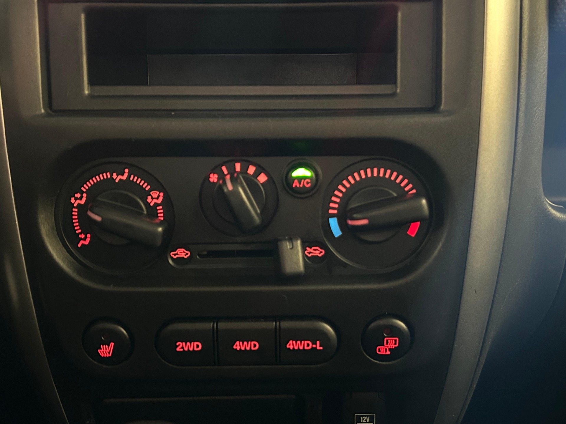 SUZUKI Jimny Wagon 1.3 4WD GL Top Sergio Cellano Automatique 4 Place/4Platz-image-10