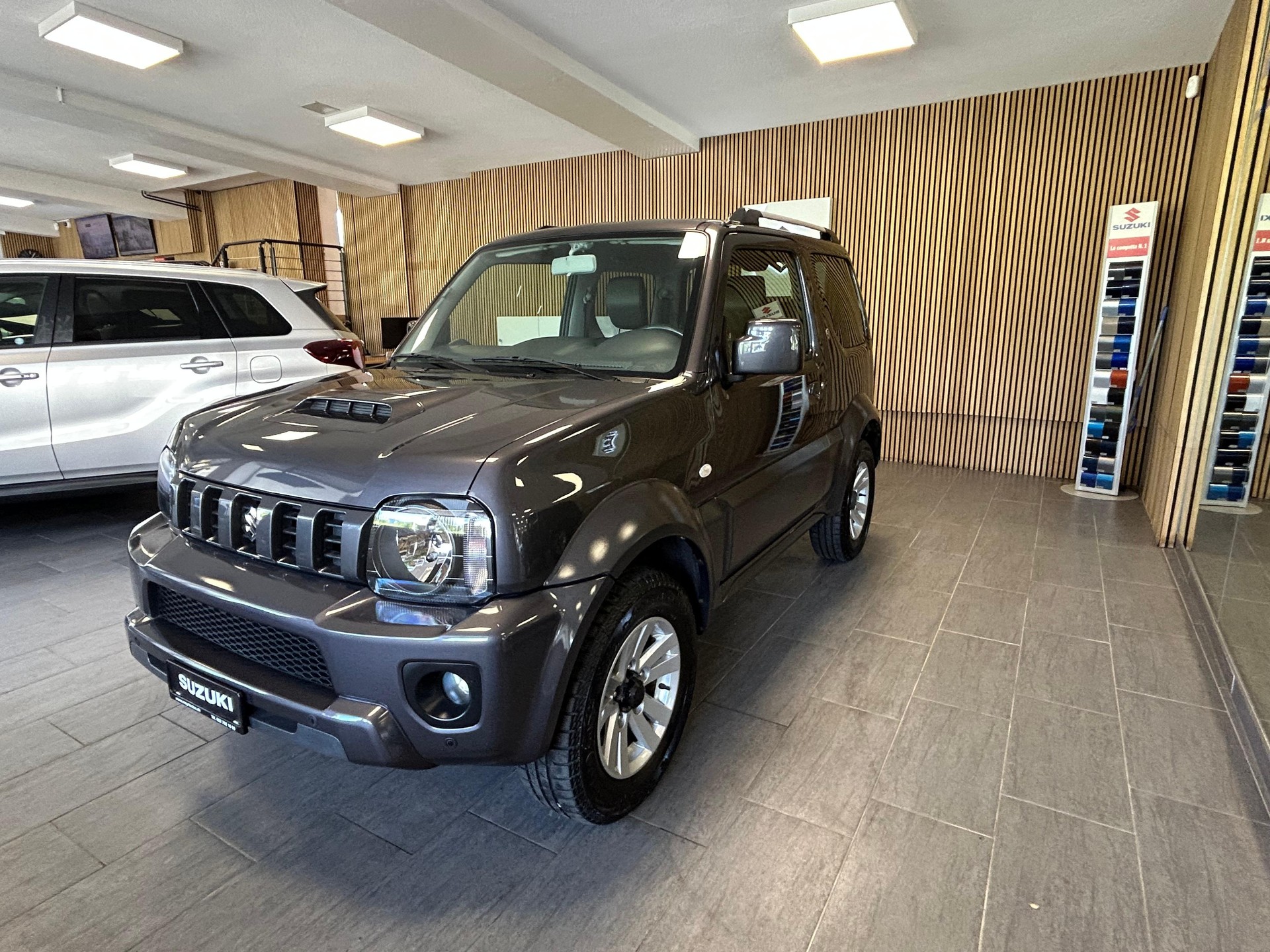 SUZUKI Jimny Wagon 1.3 4WD GL Top Sergio Cellano Automatique 4 Place/4Platz-showroom-element-3