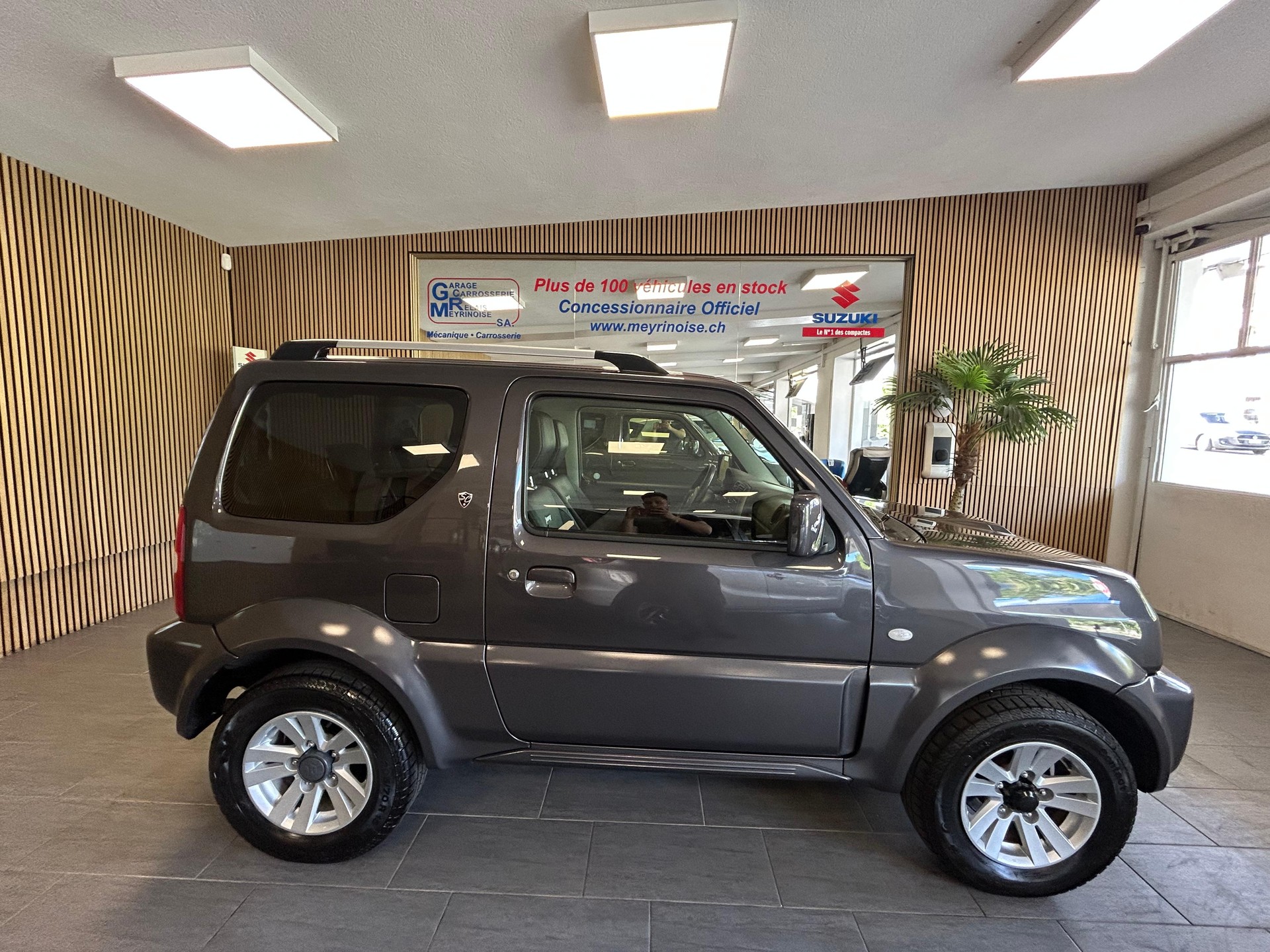 SUZUKI Jimny Wagon 1.3 4WD GL Top Sergio Cellano Automatique 4 Place/4Platz